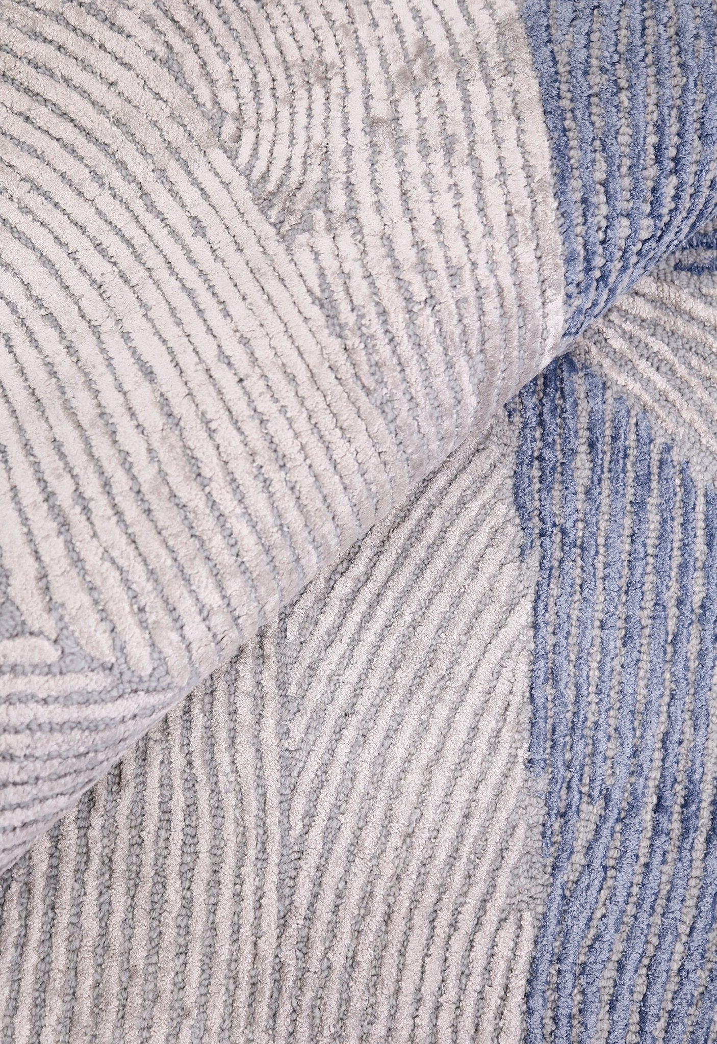 Modern Petal Ivory Hand Tufted 5x5 Wool Area Rug - Image 5