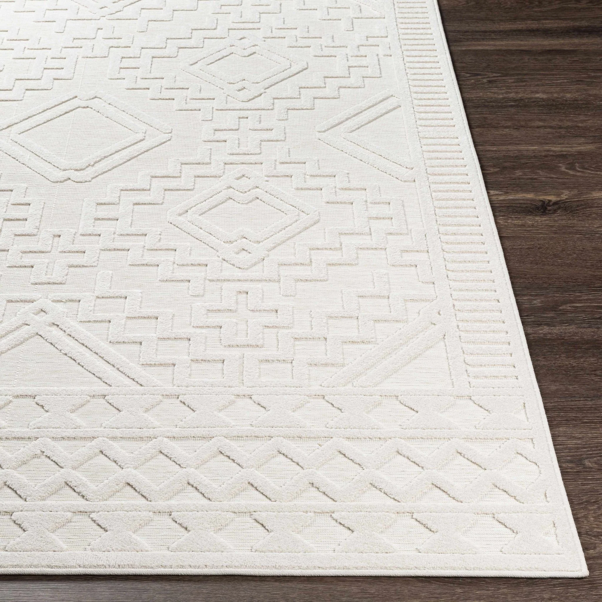 Modern Plumtree Off-White Machine Woven Outdoor Rug - Image 2