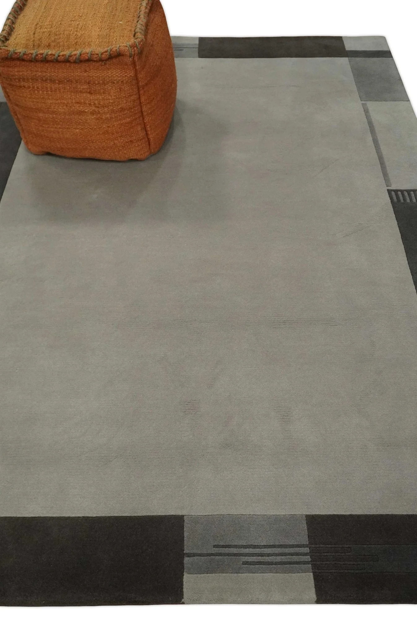 Modern Scandinavian 6x8 Silver and Gray Wool Hand Woven Area Rug | HL8 - Image 3