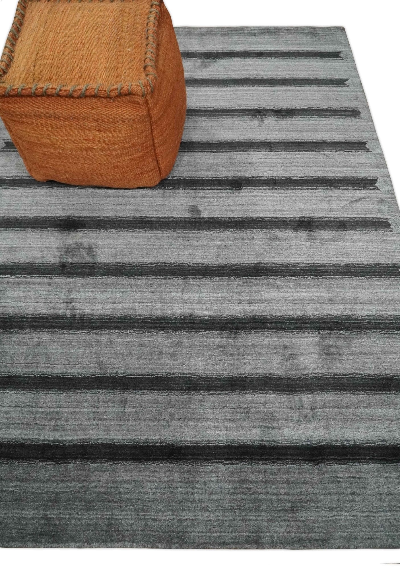 Modern Scandinavian Stripes Style 5x7 Silver and Gray Wool Hand Woven Area Rug | HL11 - Image 3