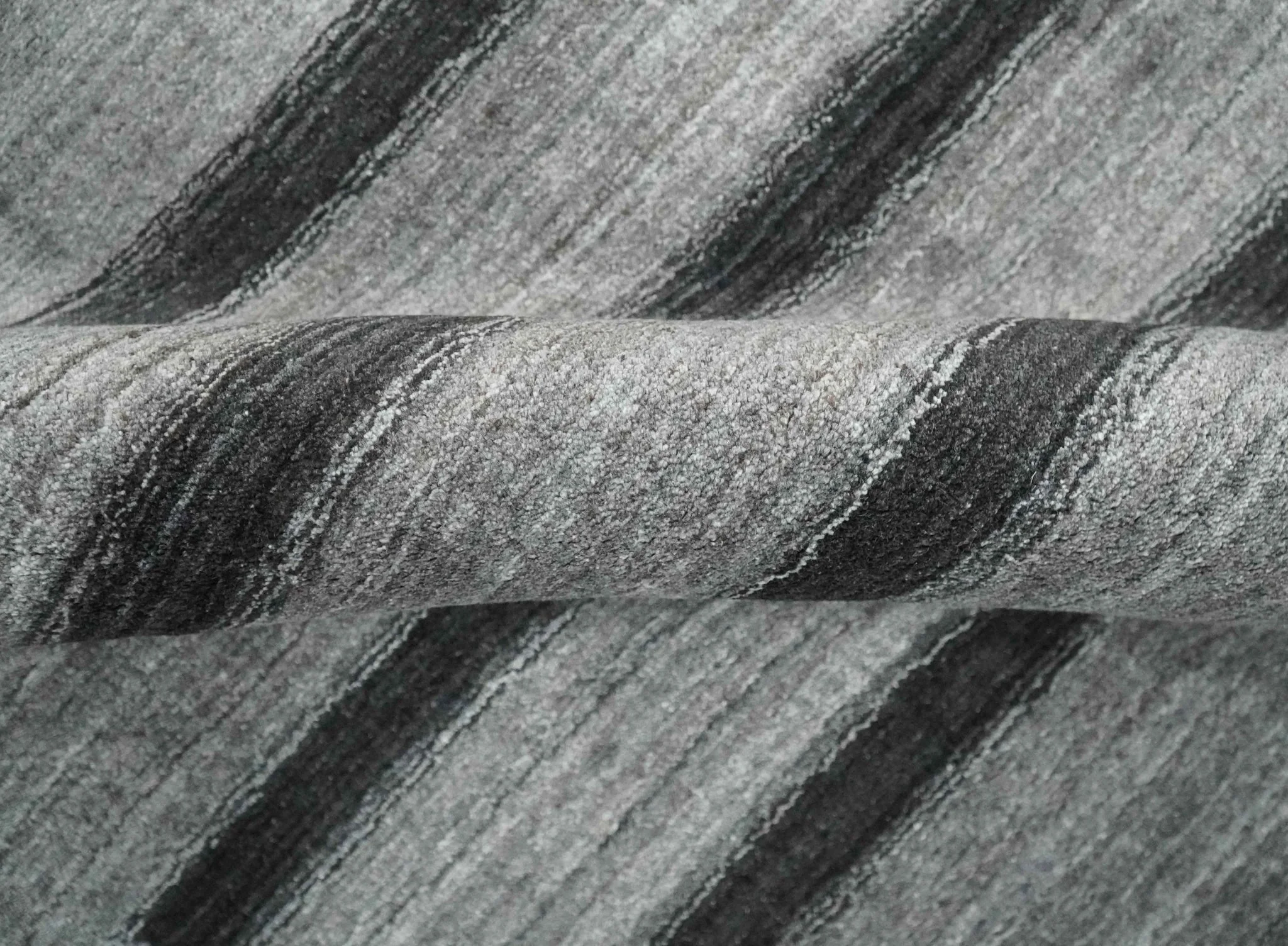 Modern Scandinavian Stripes Style 5x7 Silver and Gray Wool Hand Woven Area Rug | HL11 - Image 5