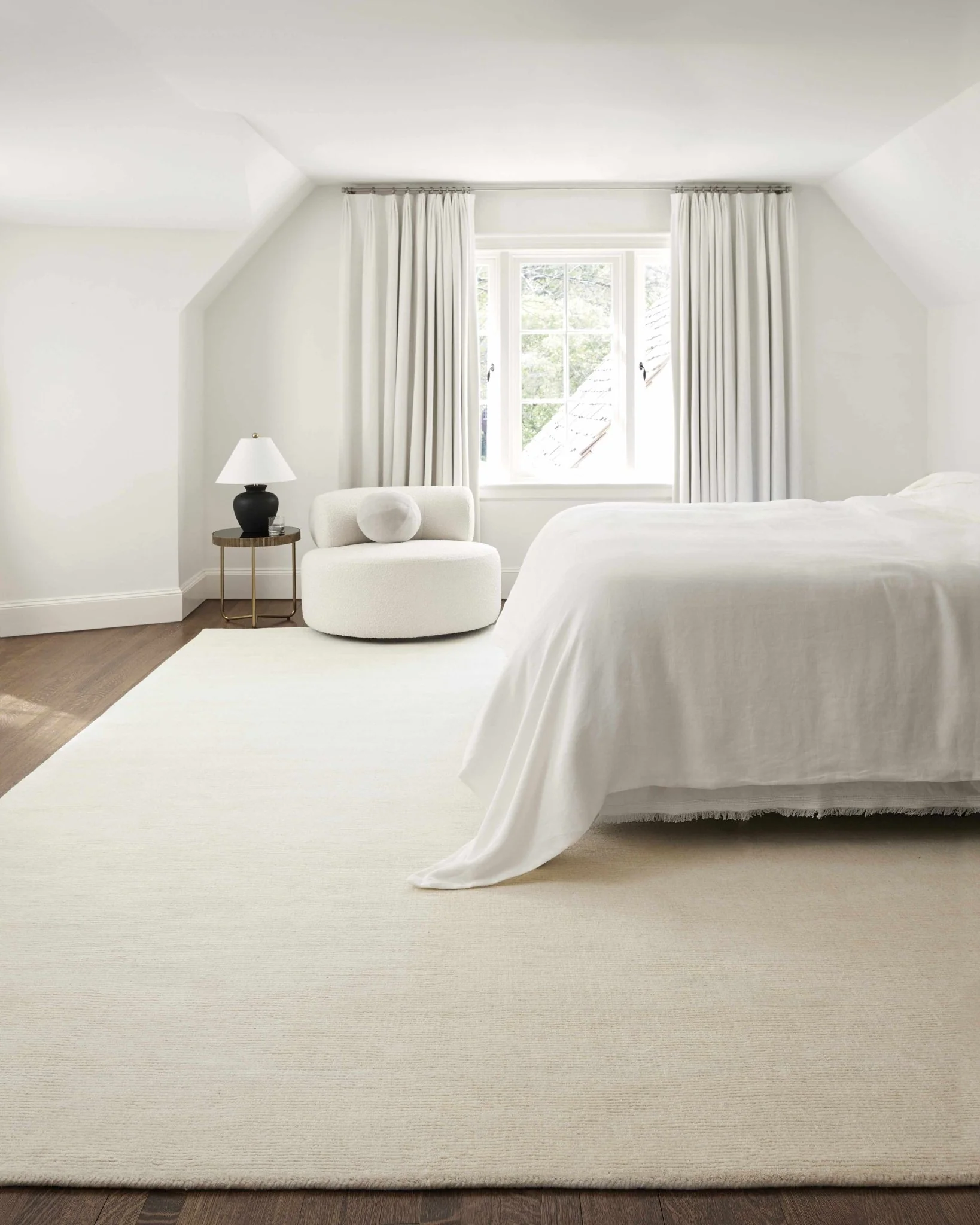 Modern Solid Plain Ivory Hand loomed Multi size Wool Area Rug - Image 3