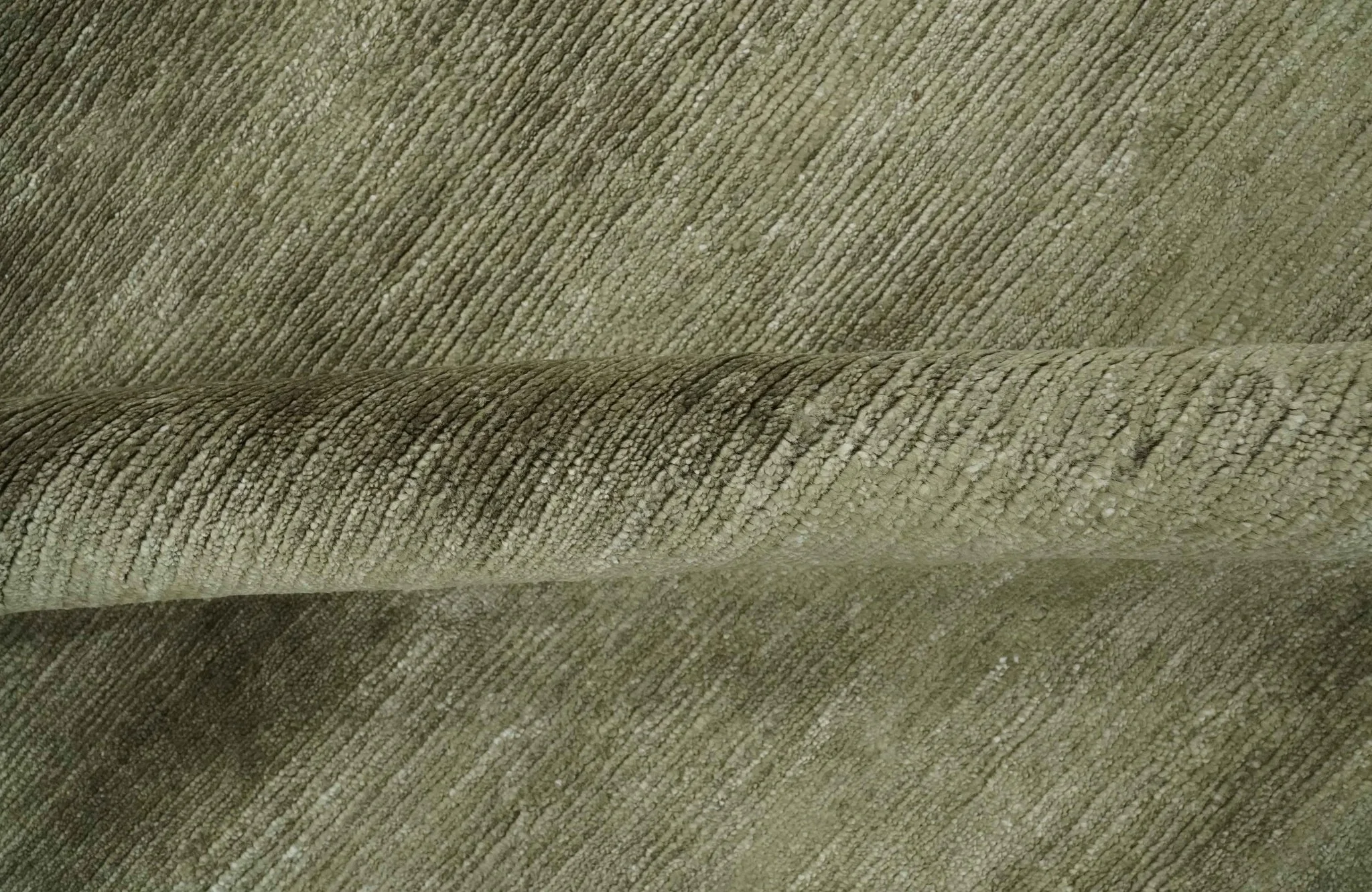 Modern Solid Plain Olive Hand Knotted 6x9 Bamboo Silk area Rug - Image 6
