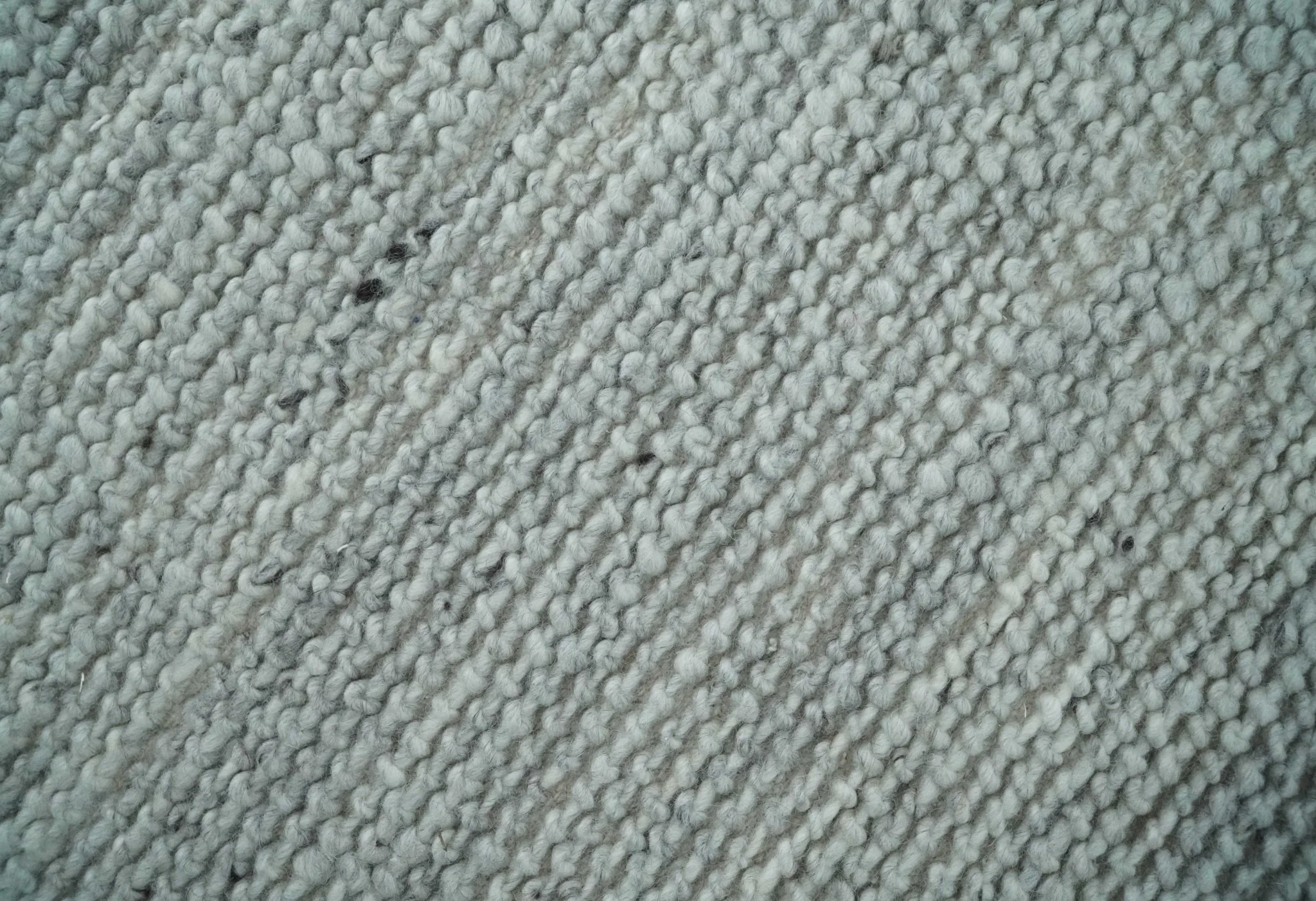 Large 8x13 Modern Contemporary Solid Silver Hand Knotted Wool Area Rug - Image 4