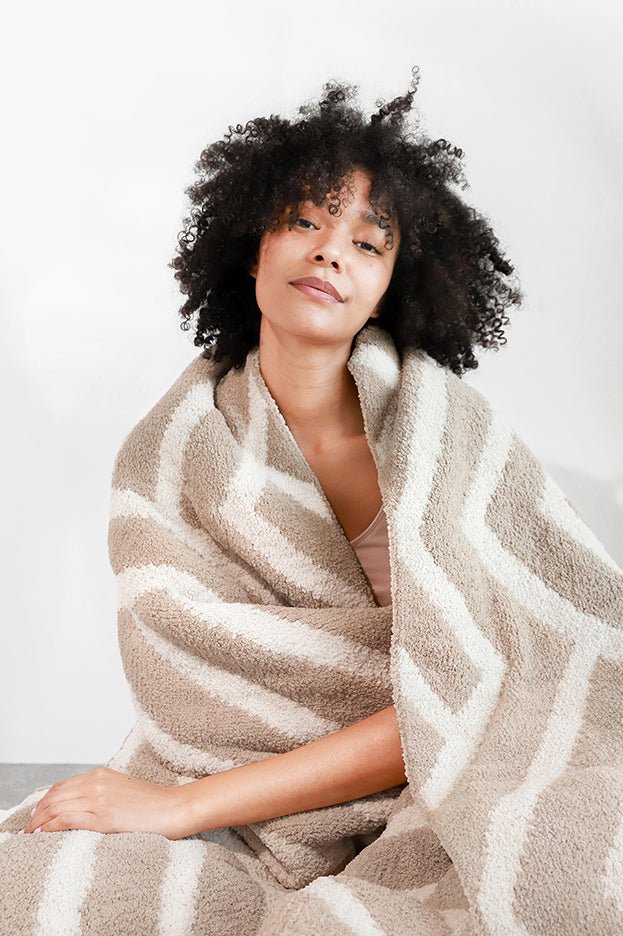 Modern Stripes Pattern Maze Pom Pom Soft and Cozy Throw Blanket - Image 4