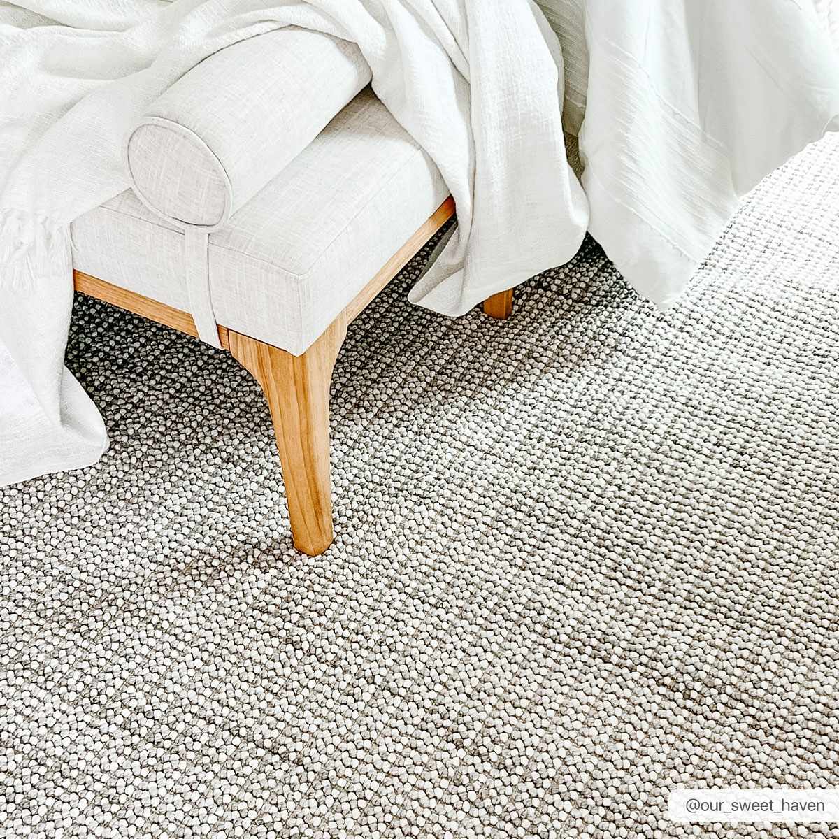 Modern Style Flatwoven Cream Area Rug - Image 10