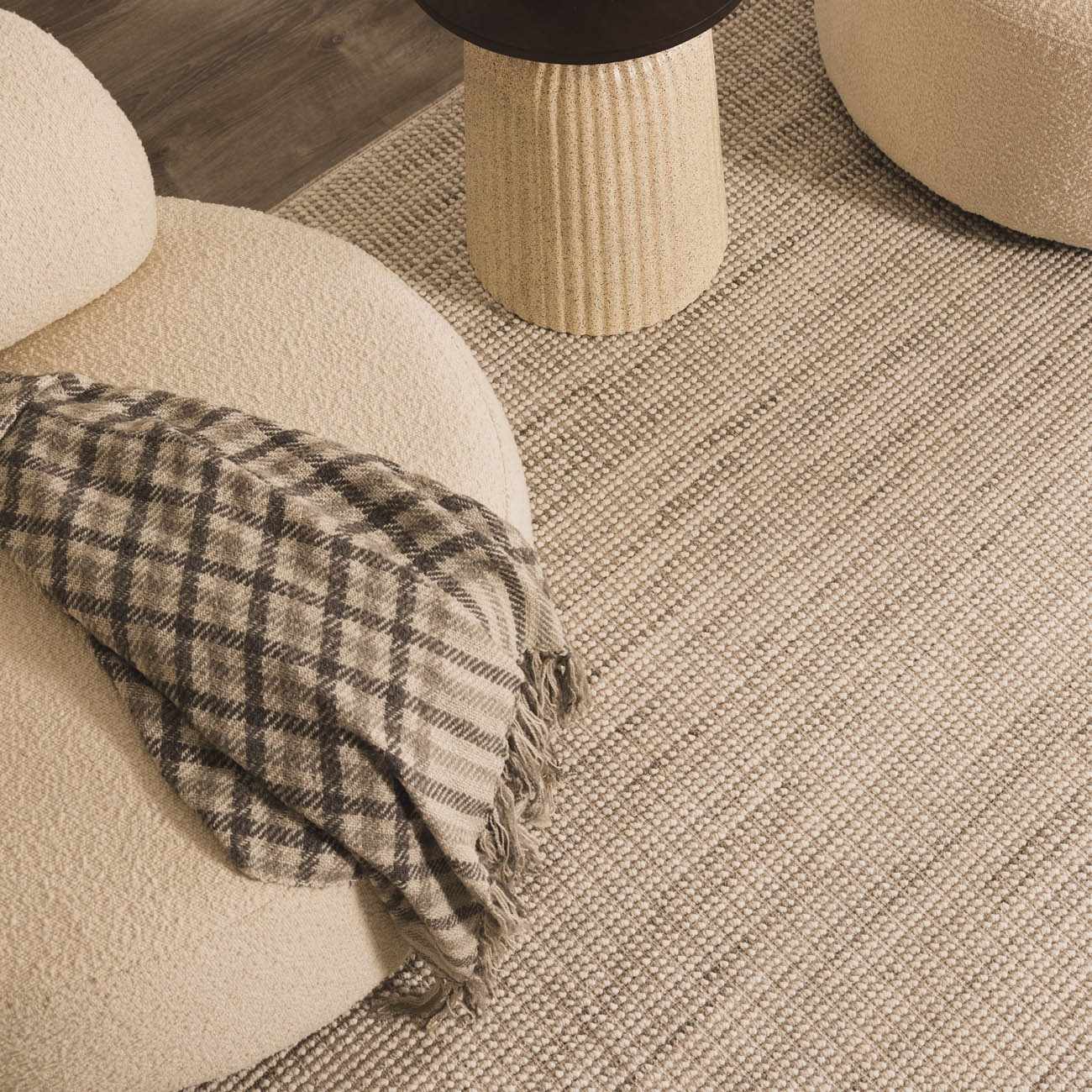 Modern Style Flatwoven Cream Area Rug - Image 24