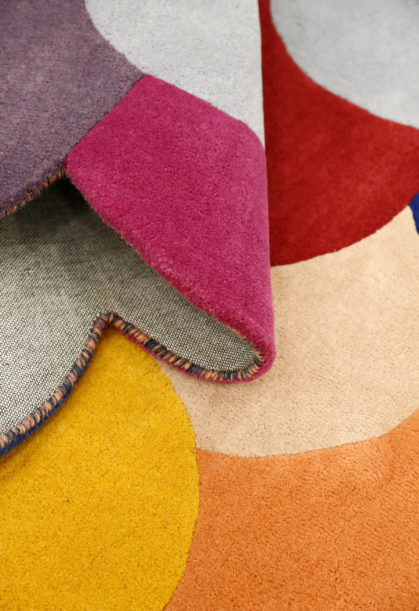 Bubbles Modern Style Multicolor Hand tufted Wool Area Rug - Image 4