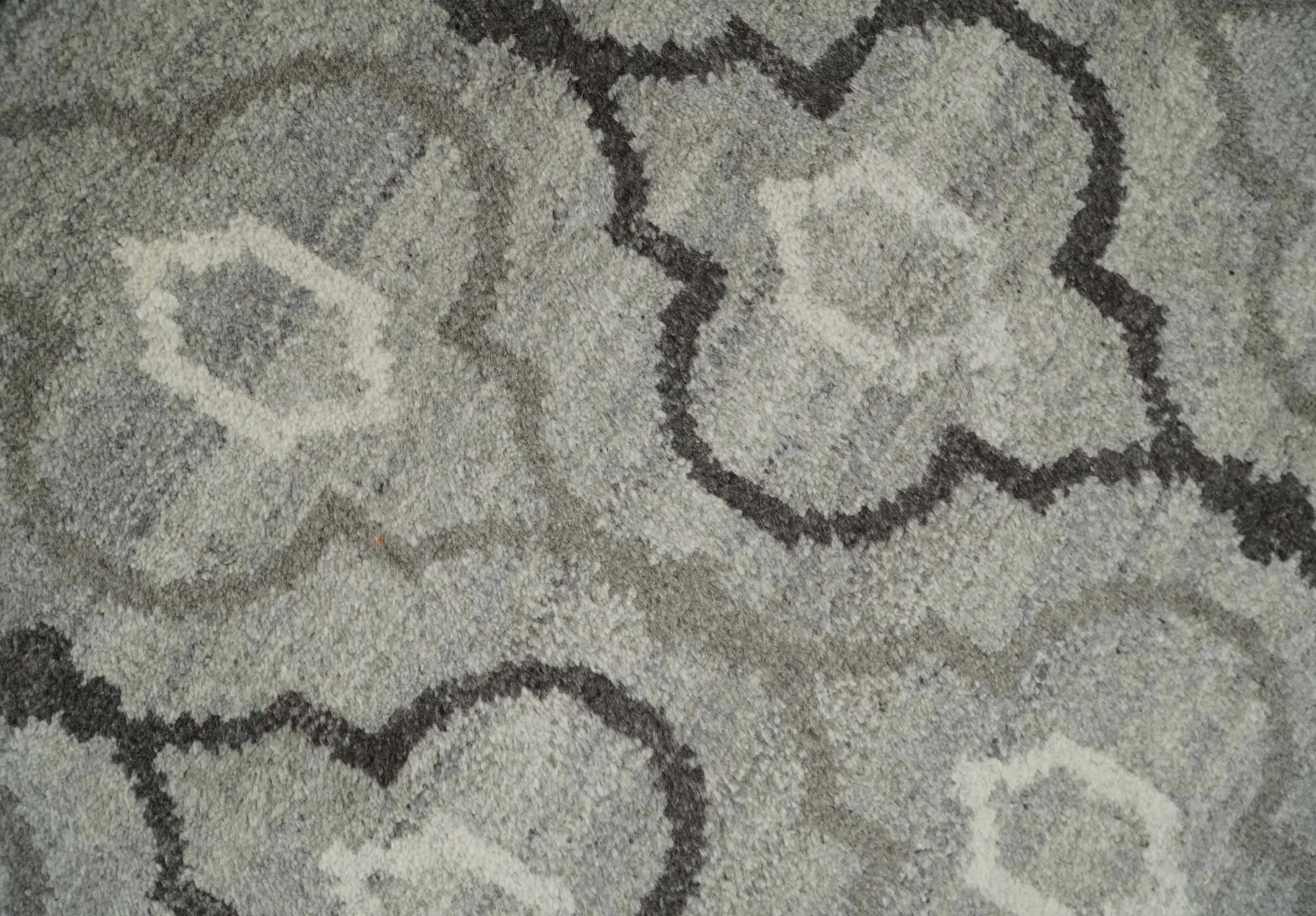 Modern Trellis Channel 6x8 Silver and Brown Natural Wool Hand Woven Rug | HL4 - Image 4