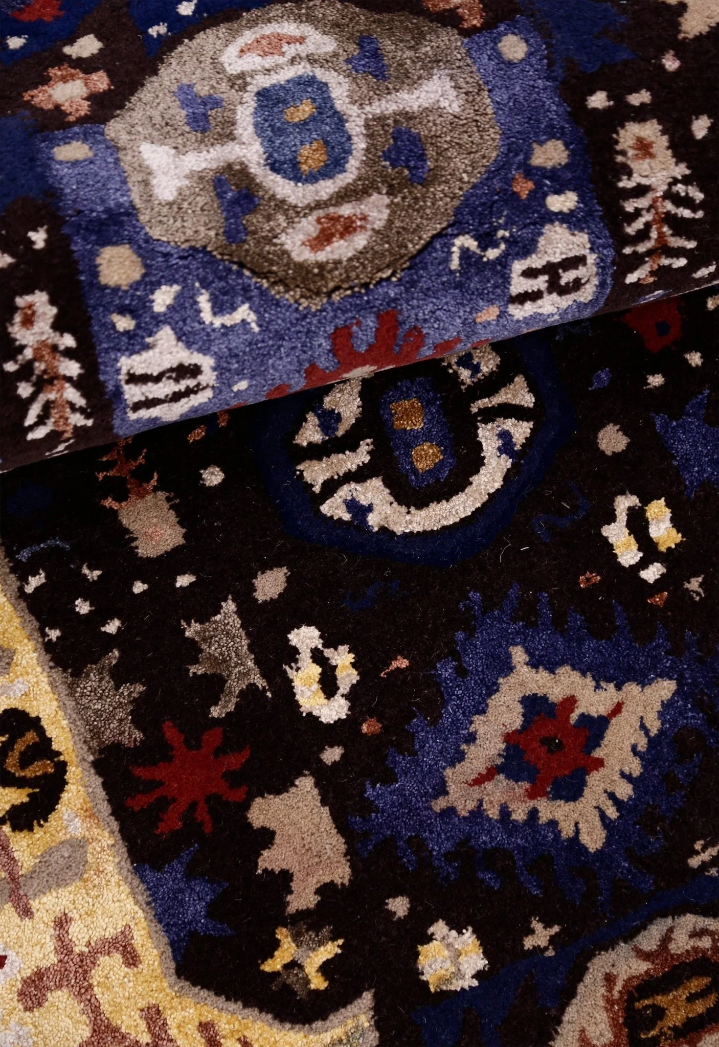 Modern Tribal Design Maroon Hand Tufted 4x8 Wool Area Rug - Image 6