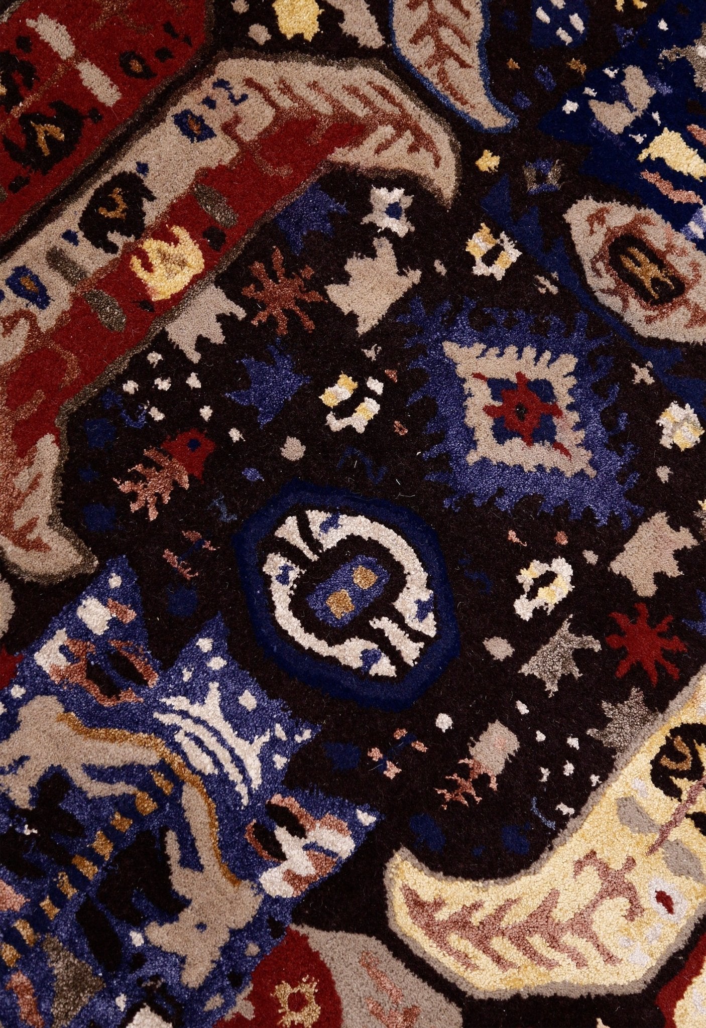 Modern Tribal Design Maroon Hand Tufted 4x8 Wool Area Rug - Image 7