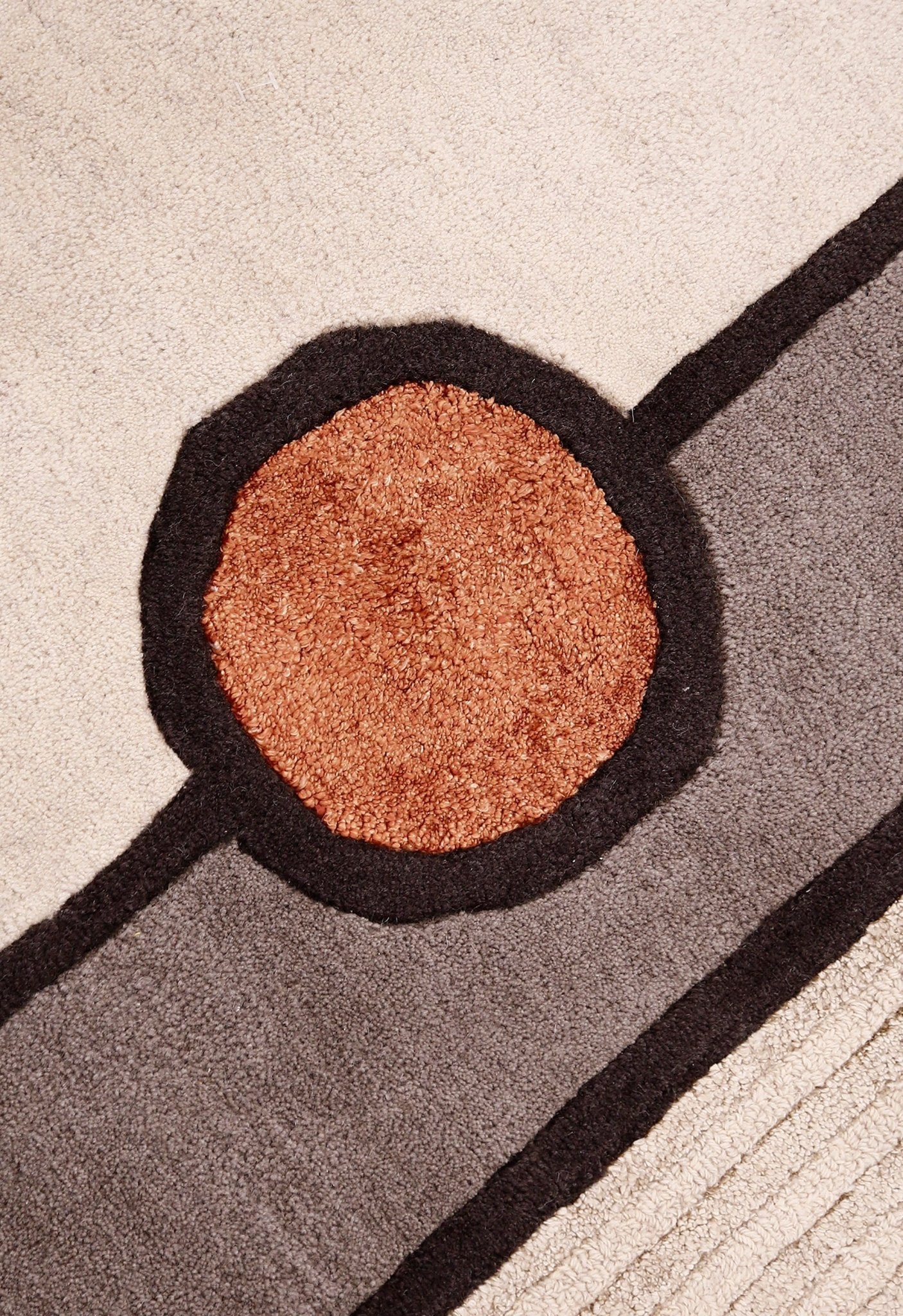 Modern Urban Beige Hand Tufted 5x8 Wool Area Rug - Image 7