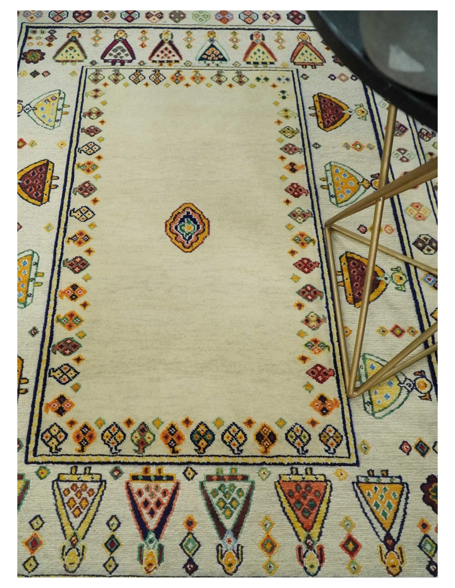 Tribal Art 5x7 Ivory and Beige Hand Spun Wool Hand Woven Southwestern Gabbeh Rug | KNT43 - Image 2