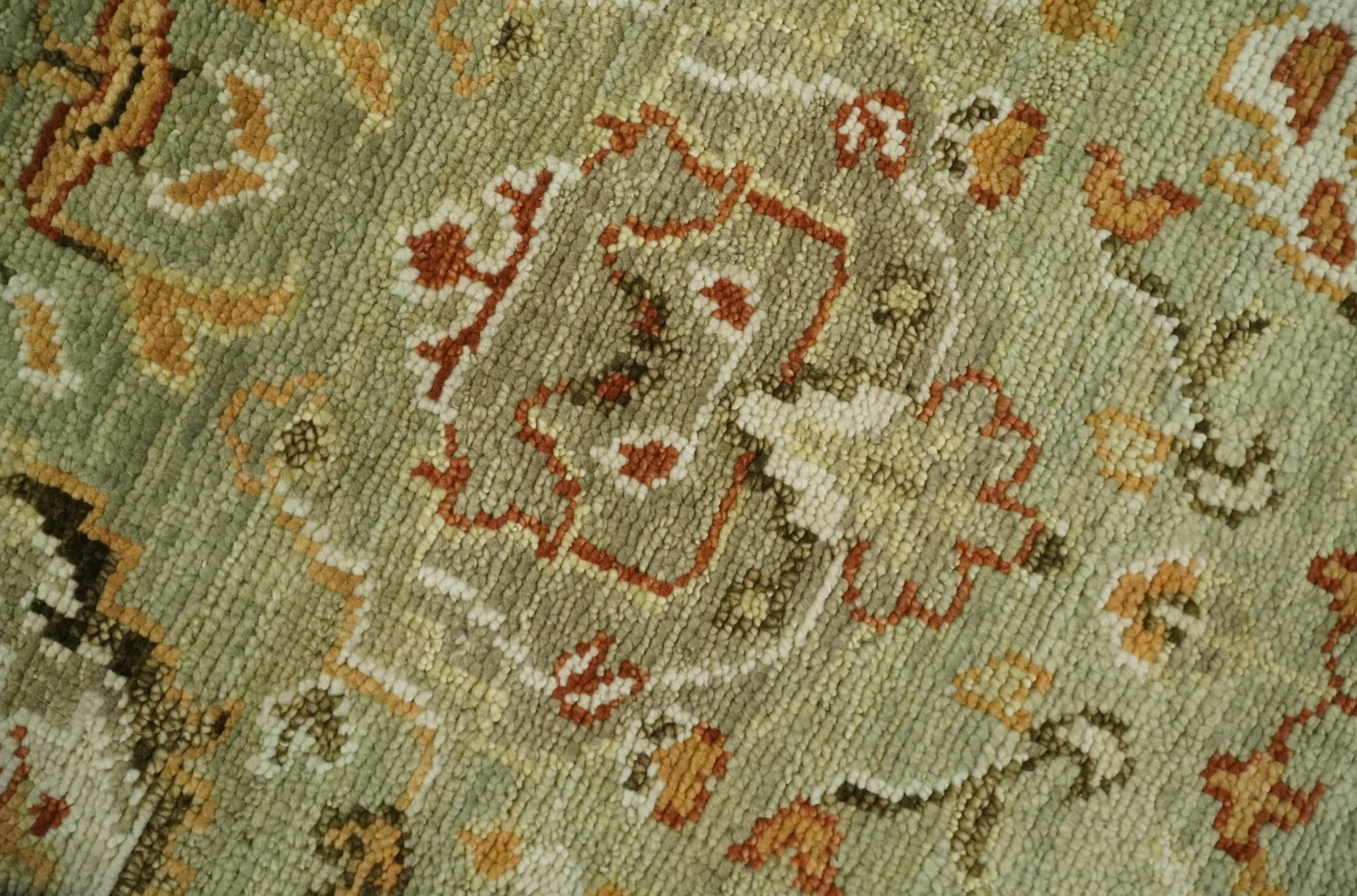 Ready to Ship 8x10, 9x12,10x14 Hand Knotted Green and beige Traditional Vintage Style Antique Wool Rug - Image 4