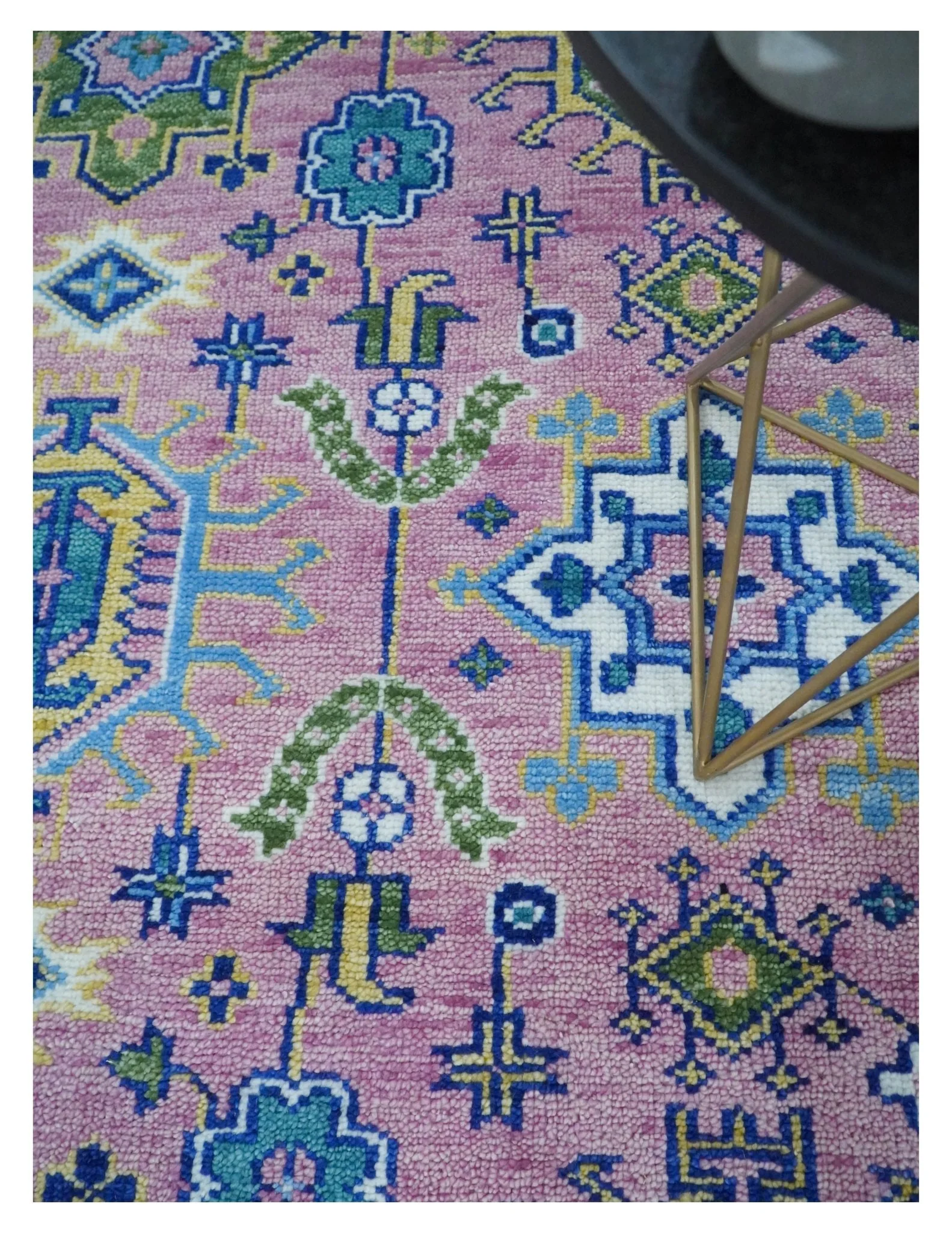 Chic Vibrant Hand Knotted Pink and Blue 8x10, 9x12, and 10x14 Traditional Wool Rug - Image 2