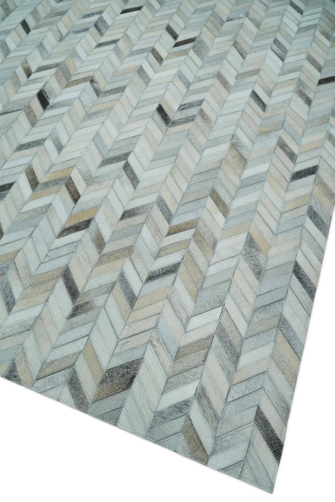 5x8 and 8x10 Genuine Leather Chevron Design Handmade Ivory and Silver Area Rug | LR4 - Image 9