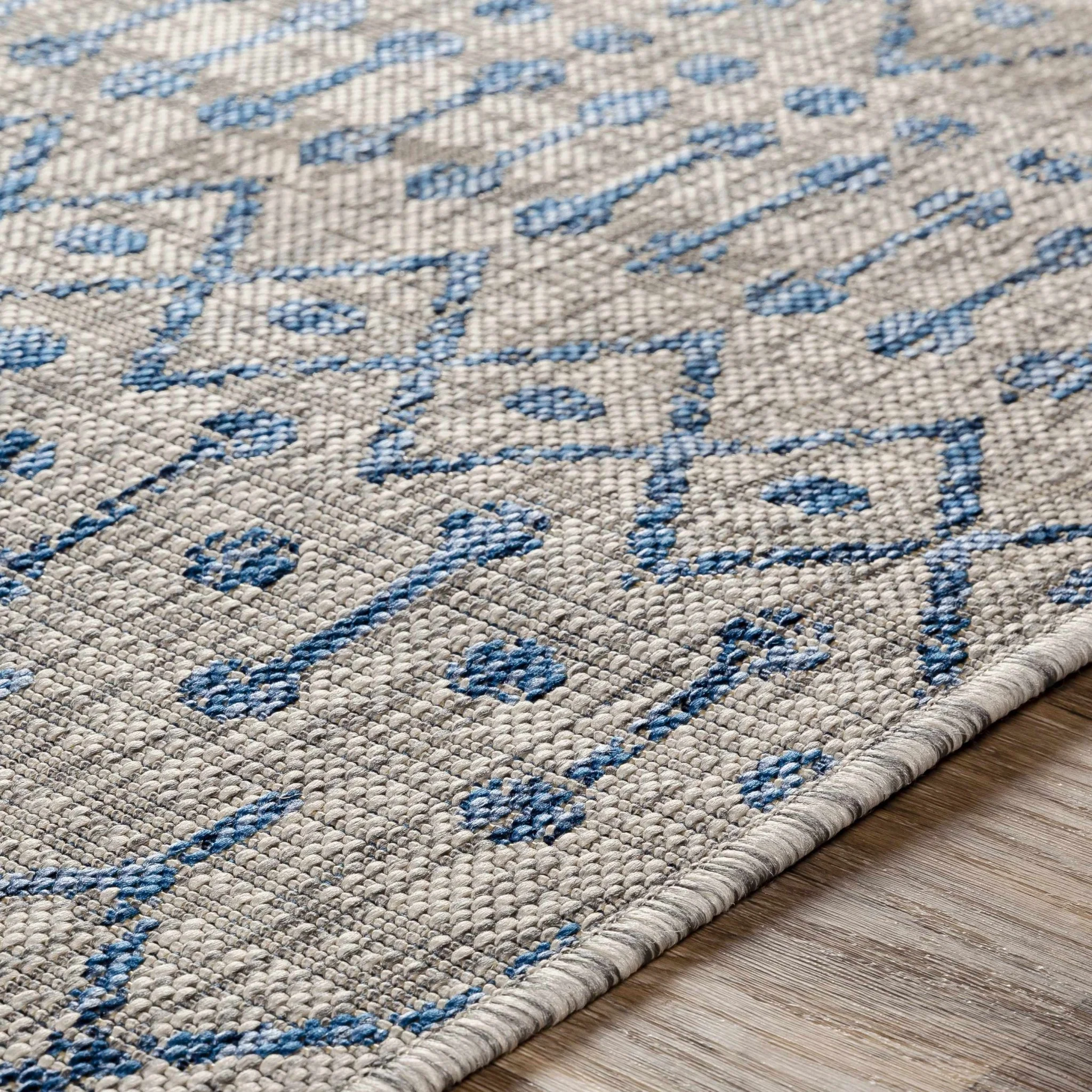 Newbern Modern Geometrical Blue And Gray Machine Woven Outdoor Rug - Image 2