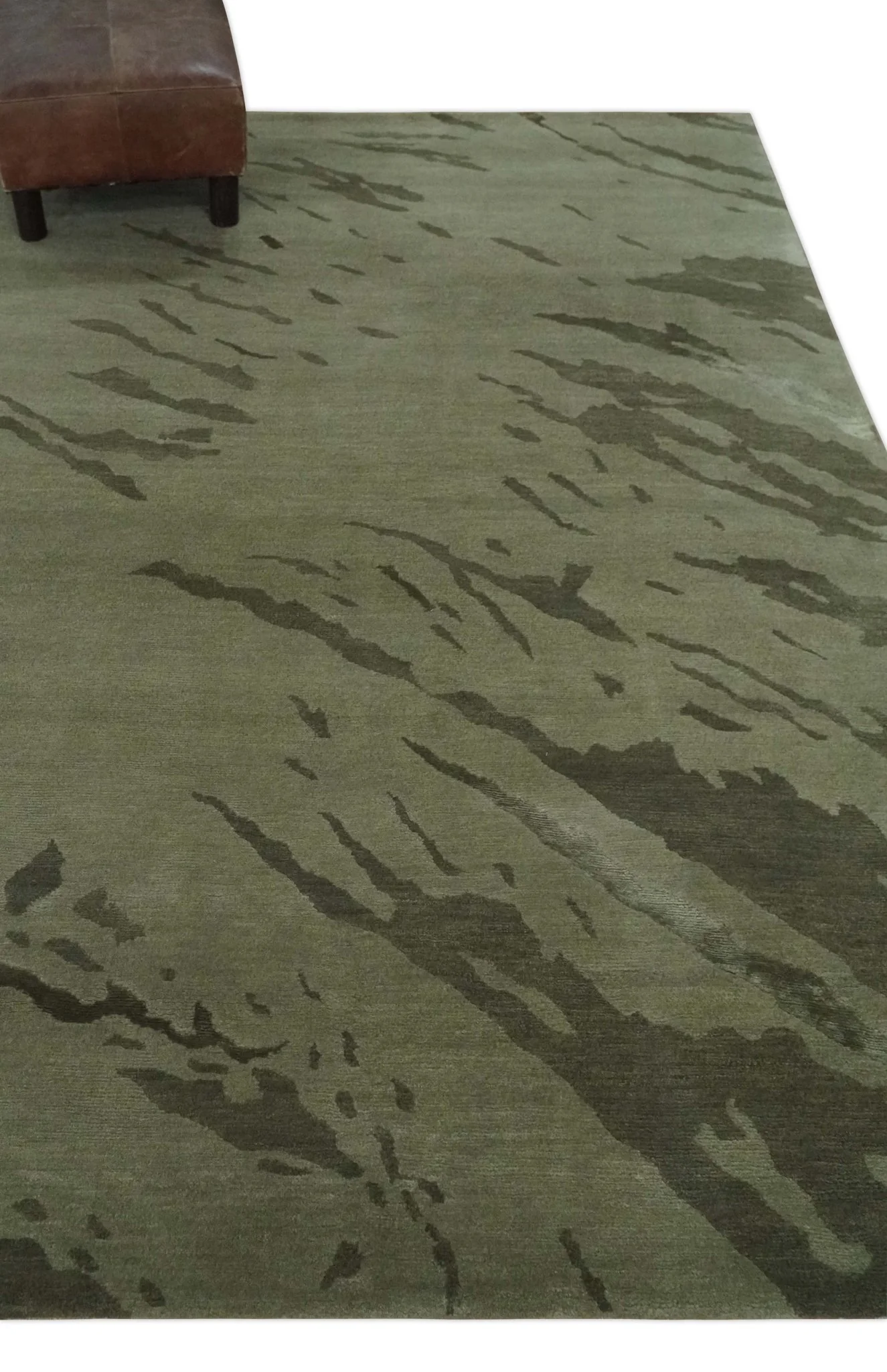 Olive and Green Modern Abstract Hand knotted 5x7 wool and Art silk Area Rug - Image 3