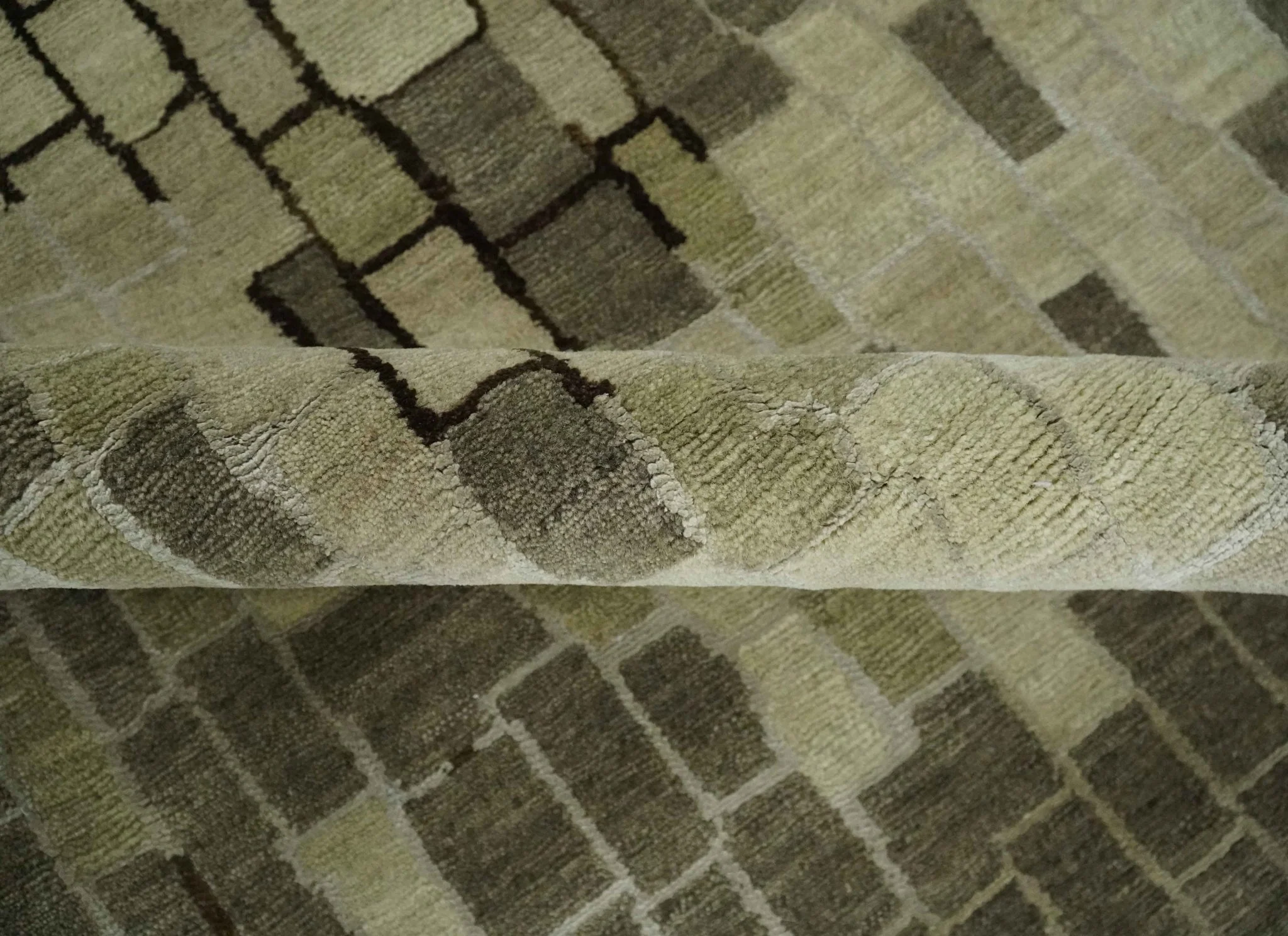 Olive, Beige, Charcoal and Ivory Modern Geometrical Brick Design 4.6x6.6 wool and Art Silk Area Rug - Image 8