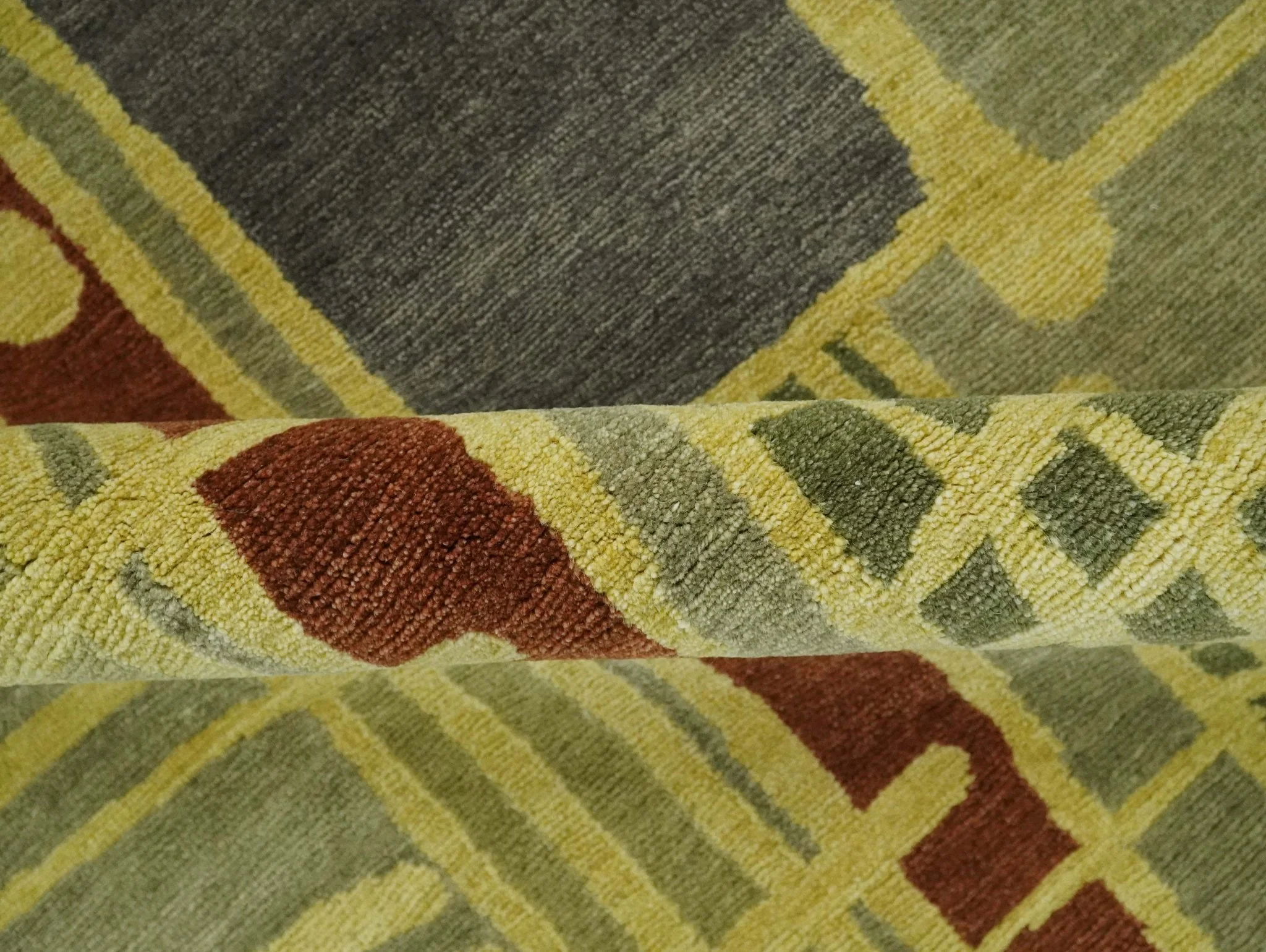 Olive, Brown and Gray Modern Geometrical Stripes Design Hand loom 5x8 wool Area Rug - Image 7