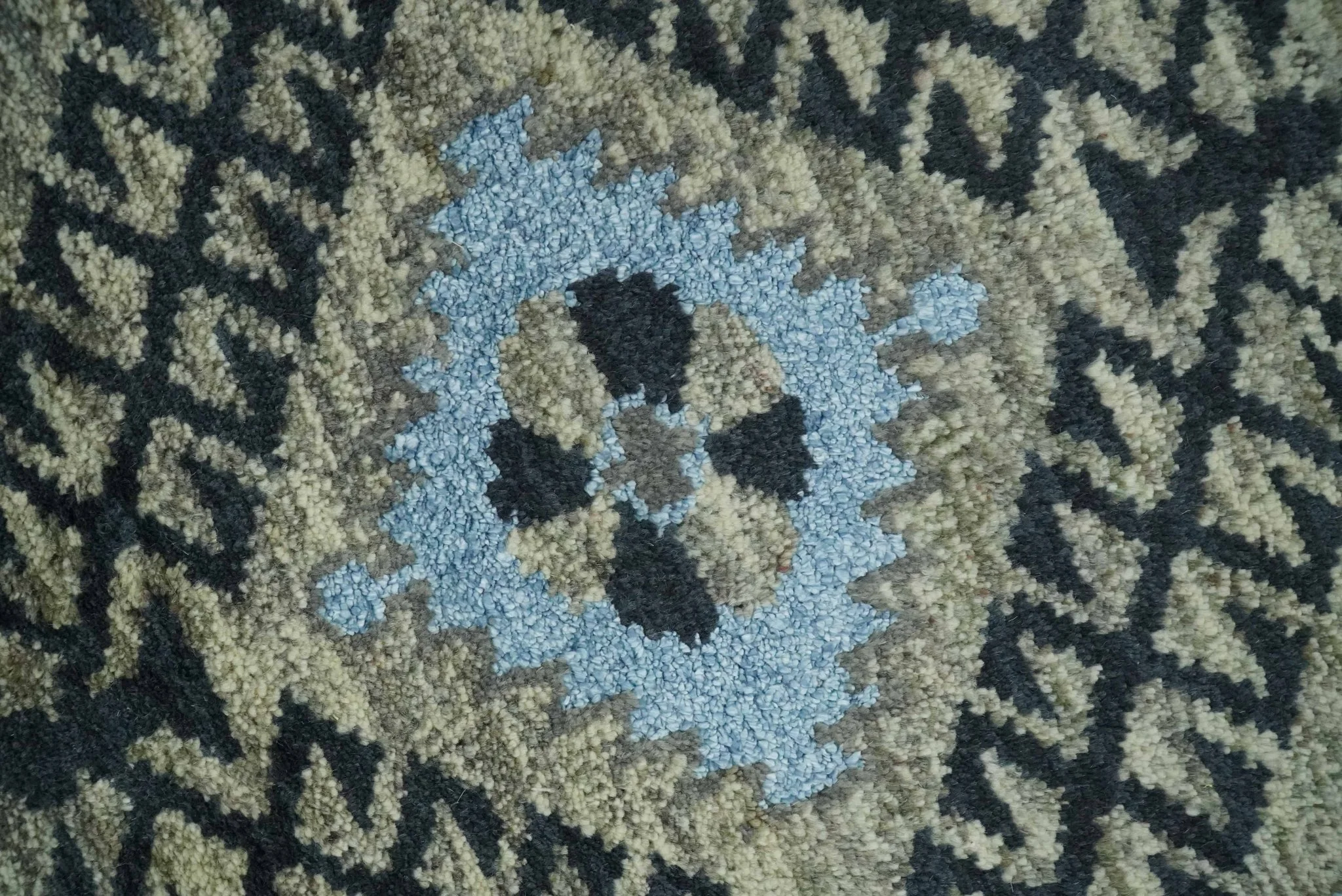 Olive, Charcoal and Blue Hand Knotted Traditional Mamluk Design 5x8 wool area Rug - Image 4