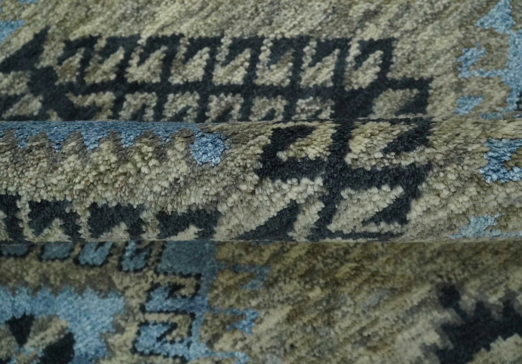 Olive, Charcoal and Blue Hand Knotted Traditional Mamluk Design 5x8 wool area Rug - Image 6