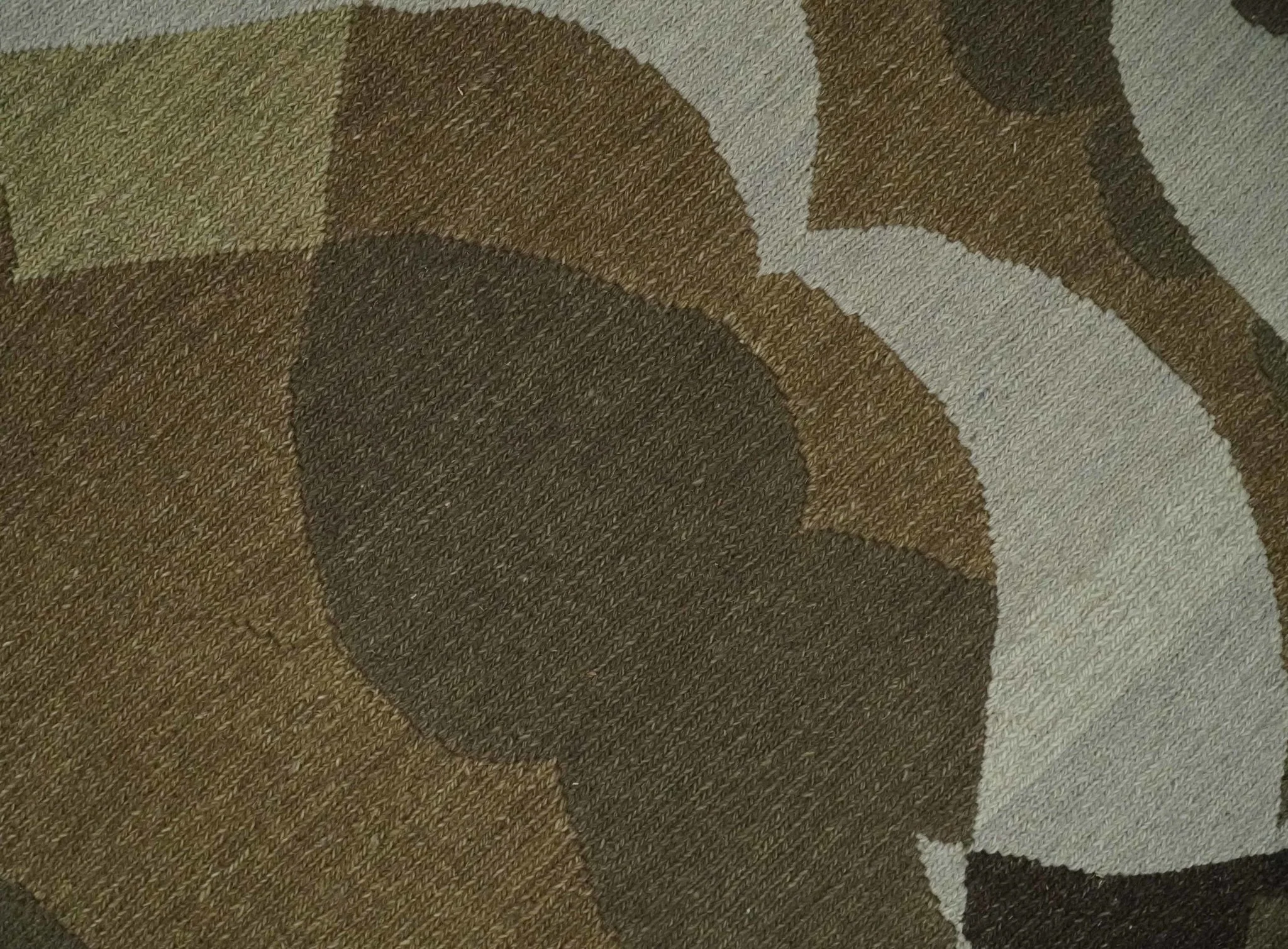 Olive, Ivory and Charcoal 6x9 Modern Abstract Hand Woven Soumak Dhurrie Wool Area Rug - Image 4