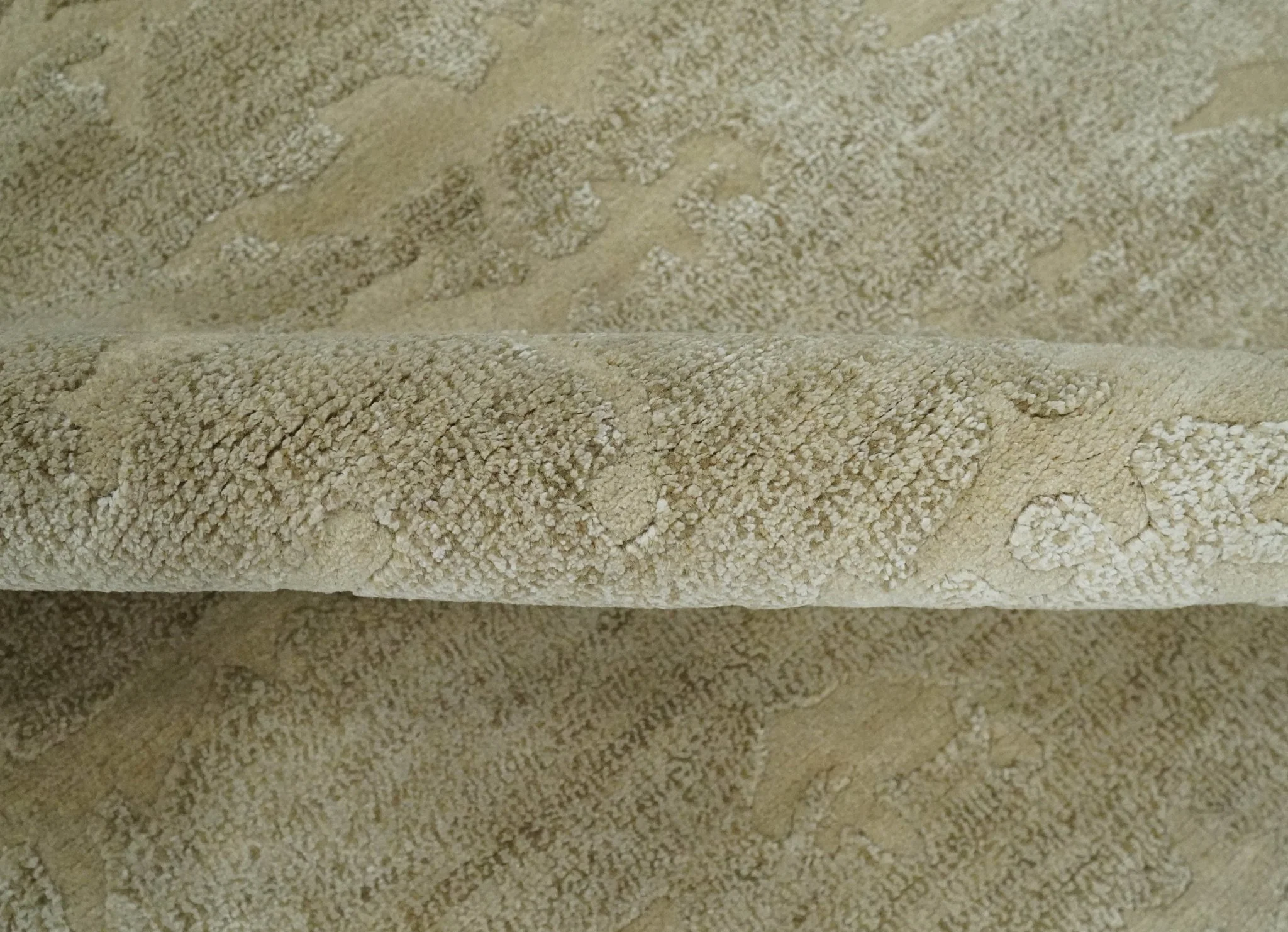 Olive Hand knotted Modern Carved Texture 4x6 Wool and art Silk Area Rug - Image 8