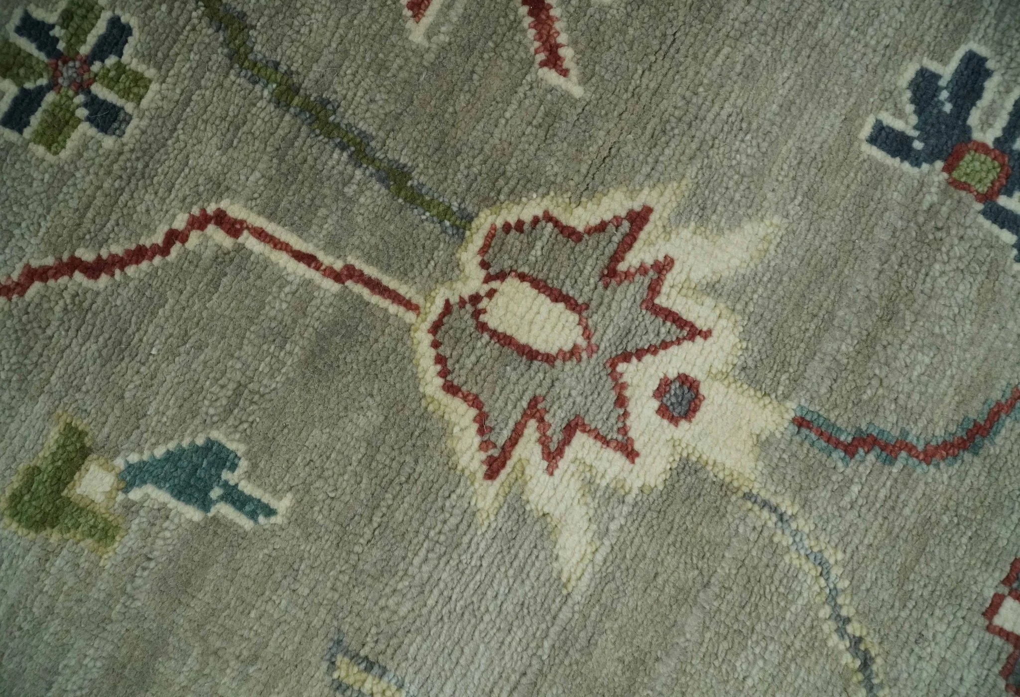 Custom Made Silver and Gray Oushak Hand Knotted Traditional Wool Rug - Image 4