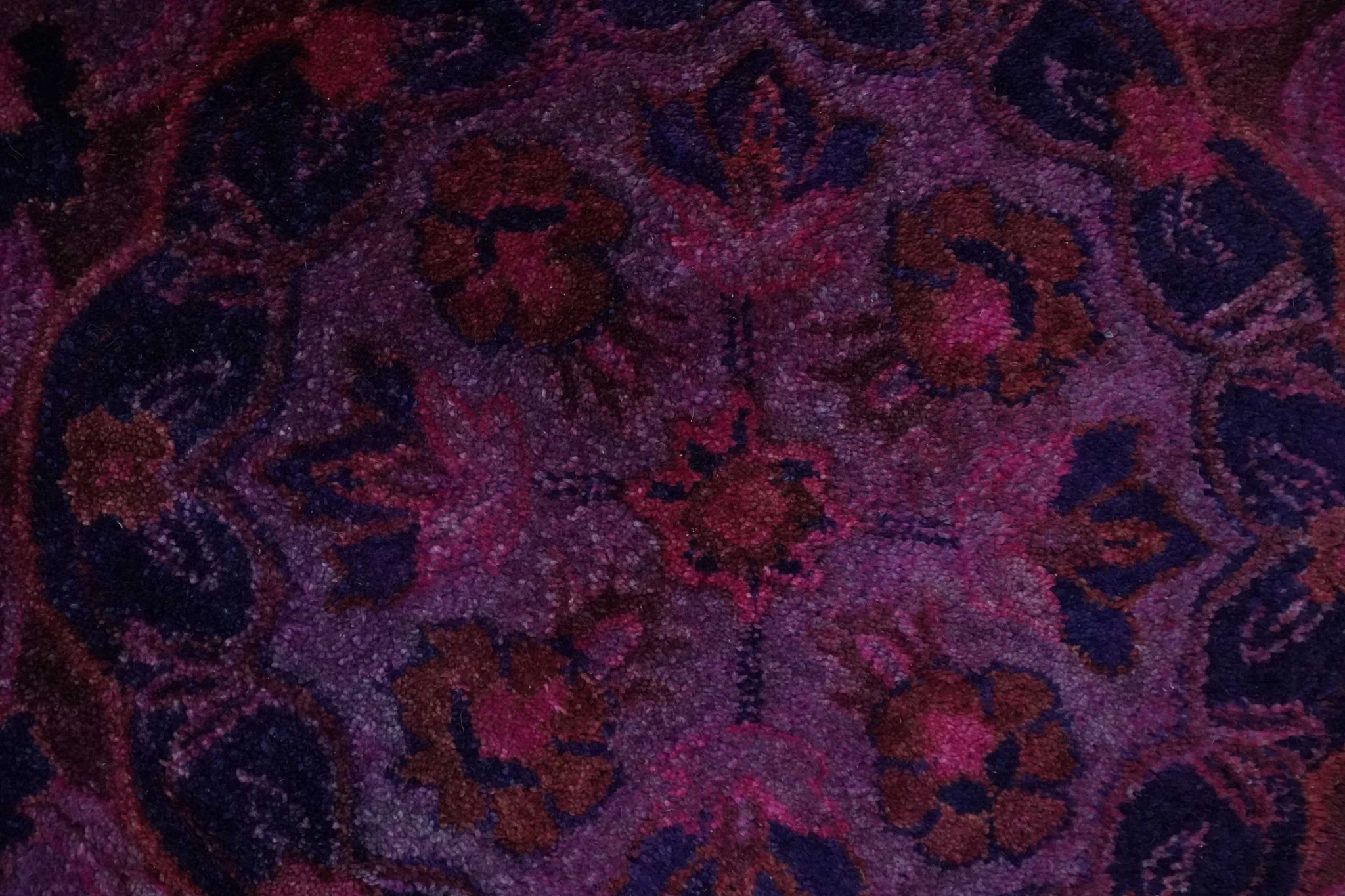 Overdyed Pink Traditional Floral Design Hand Tufted  Wool Area Rug - Image 4