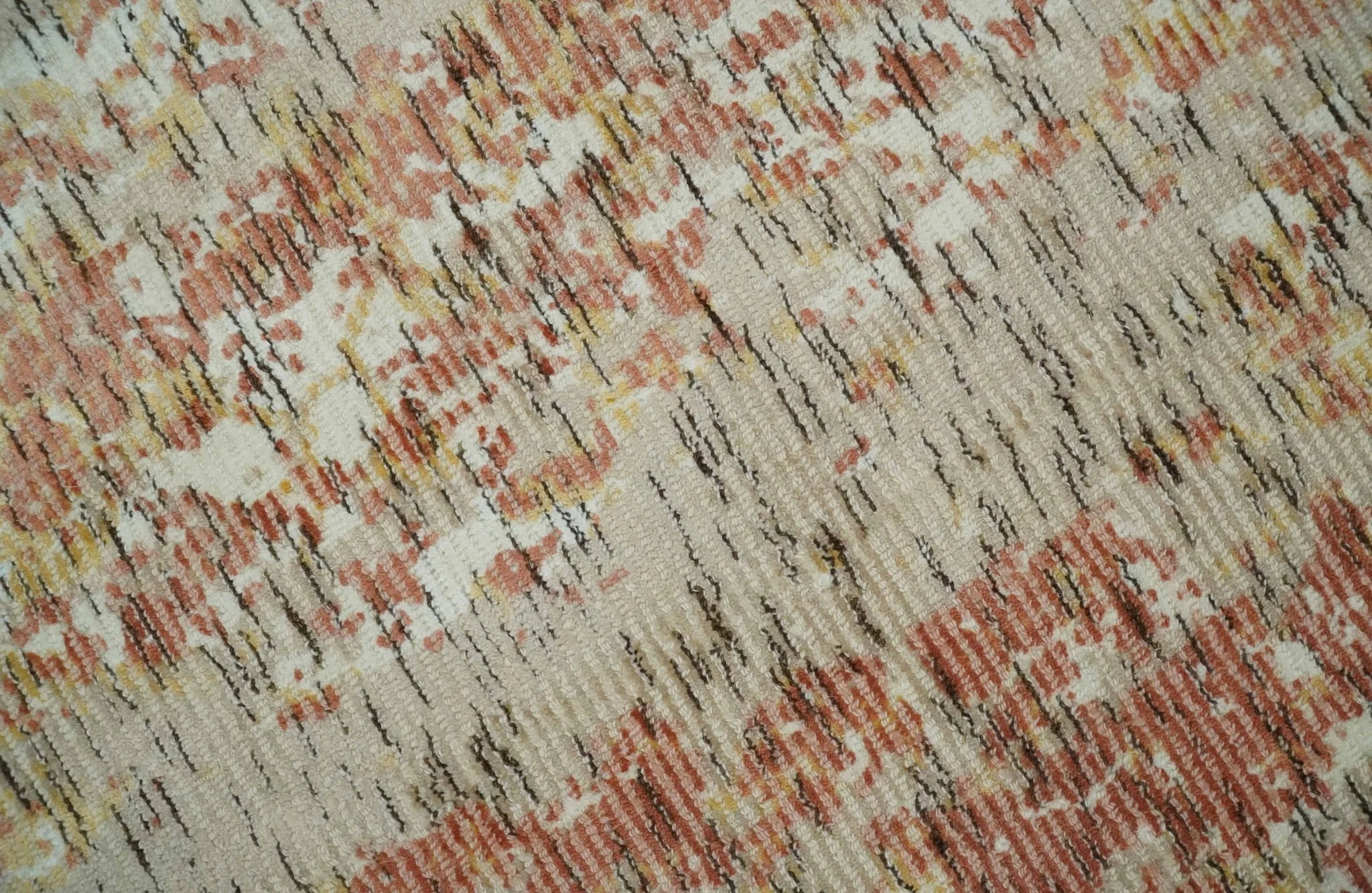 Modern Abstract Peach, Ivory, Gold and Charcoal Hand loom 5x8 Wool and Viscose Area Rug - Image 5