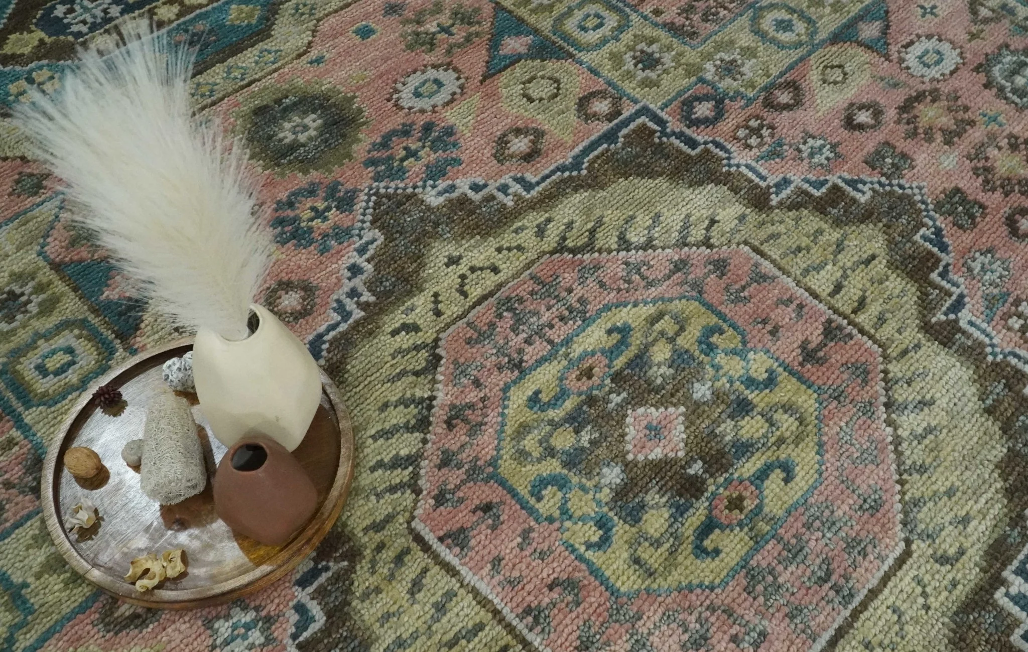 Pink, Beige and Olive Hand knotted Medallion Mamluk Design 8x10 wool Area Rug - Image 2