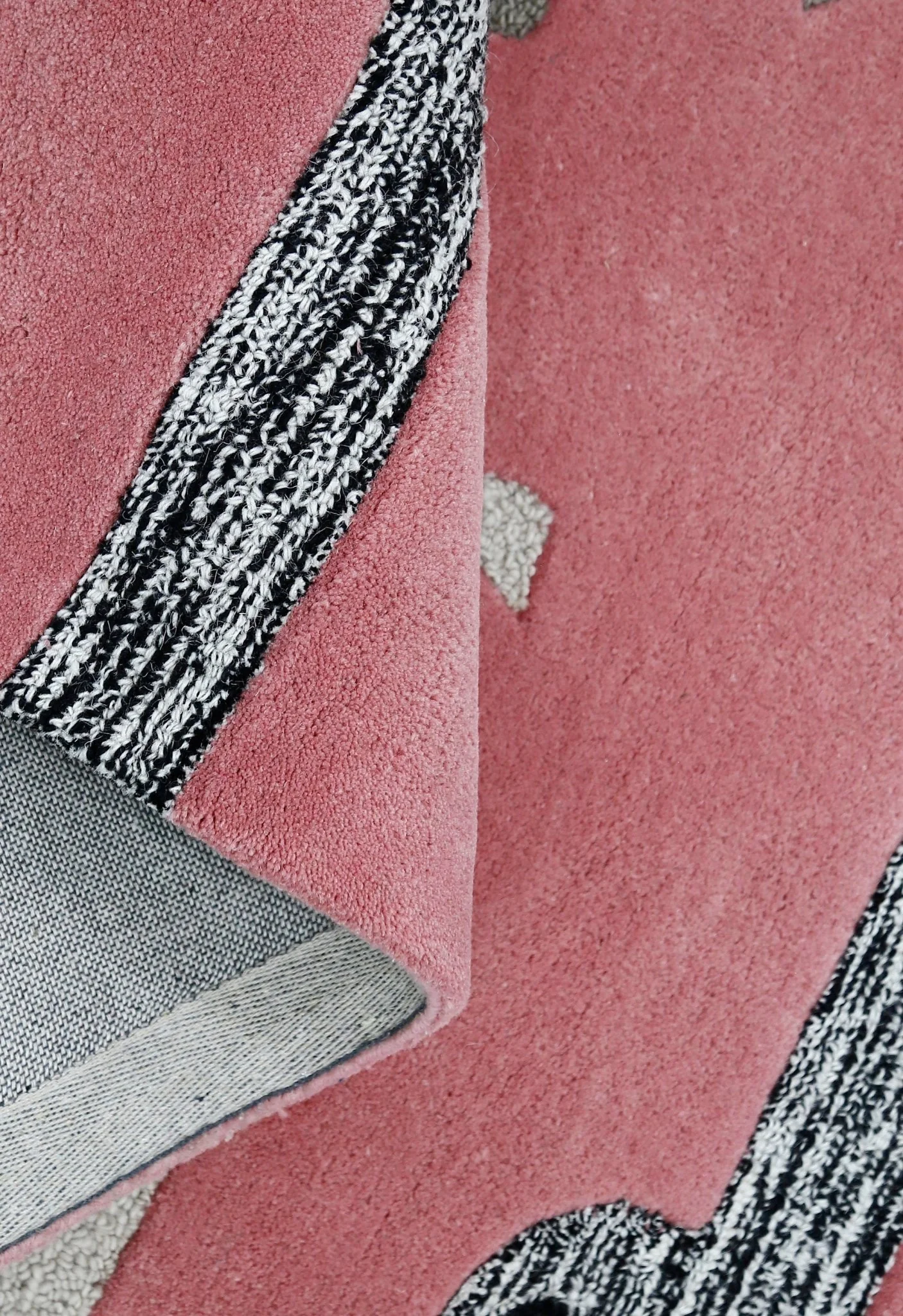Pink Stretchy Pup Hand Tufted 3x6 Wool Area Rug - Image 5
