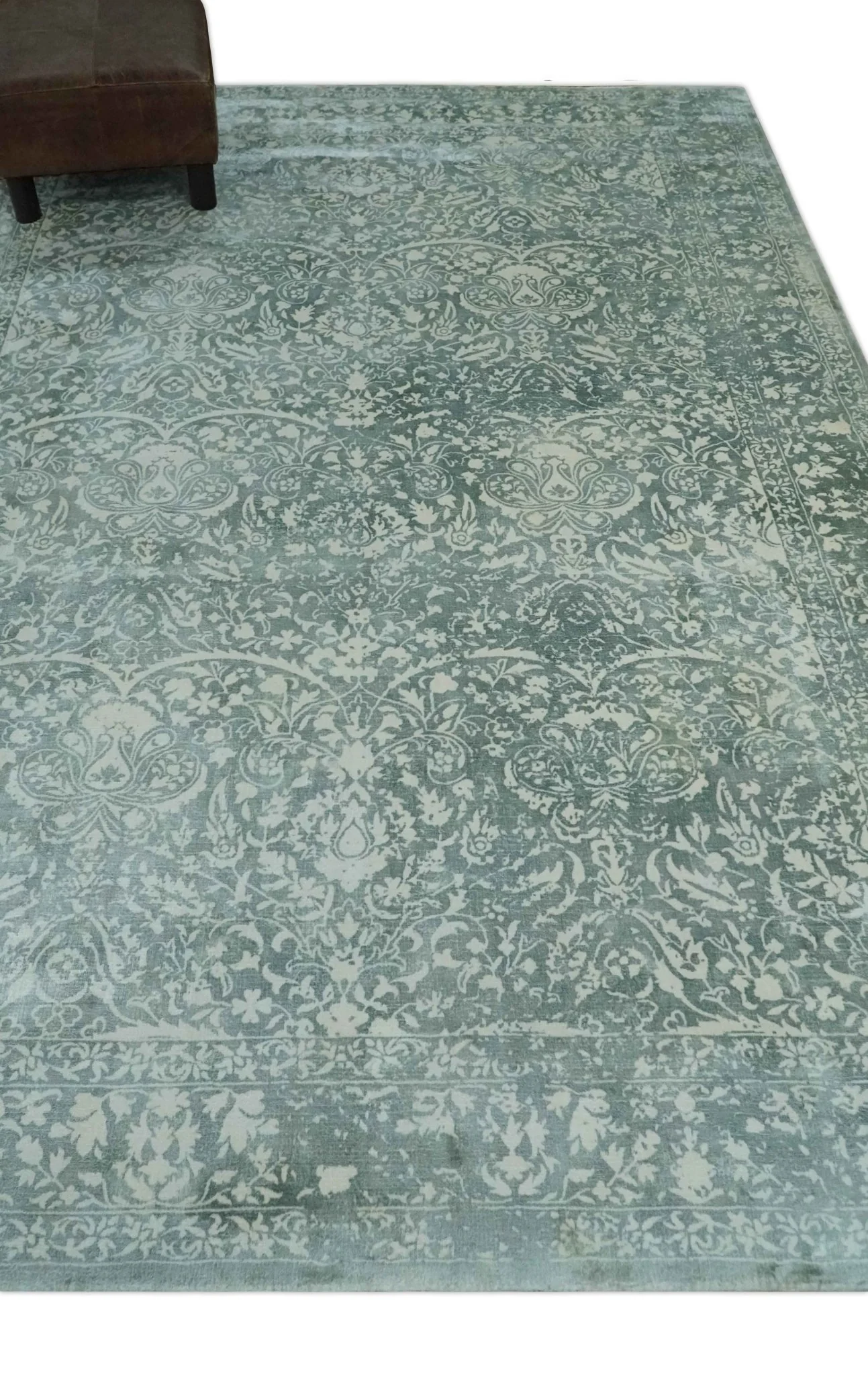 Premium look Floral Ivory and Green 5.6x8 Handloom Viscose Area Rug - Image 4