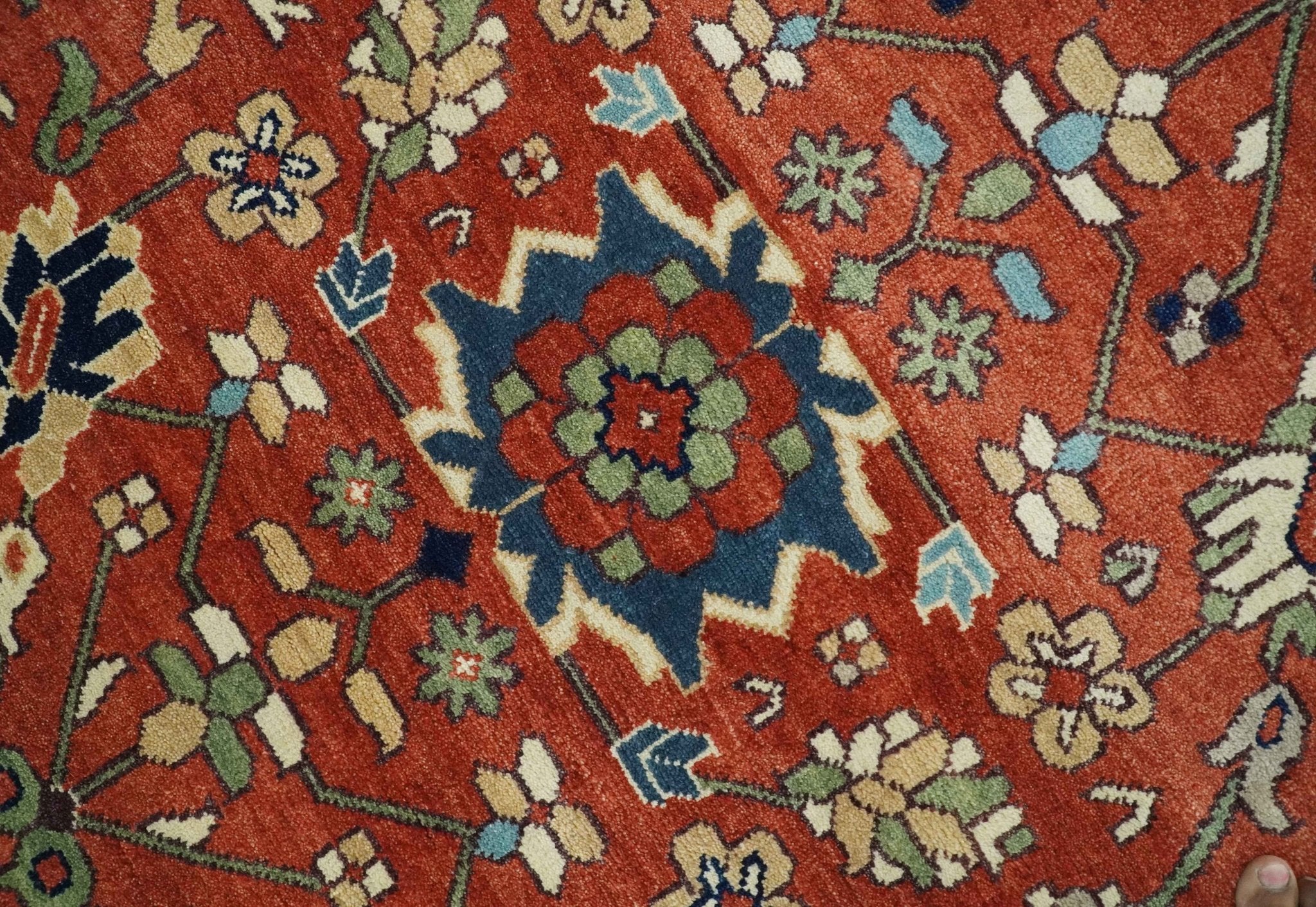 Fine Hand Knotted Rust and Ivory 8x10 and 9x12 Traditional Wool Area Rug - Image 4