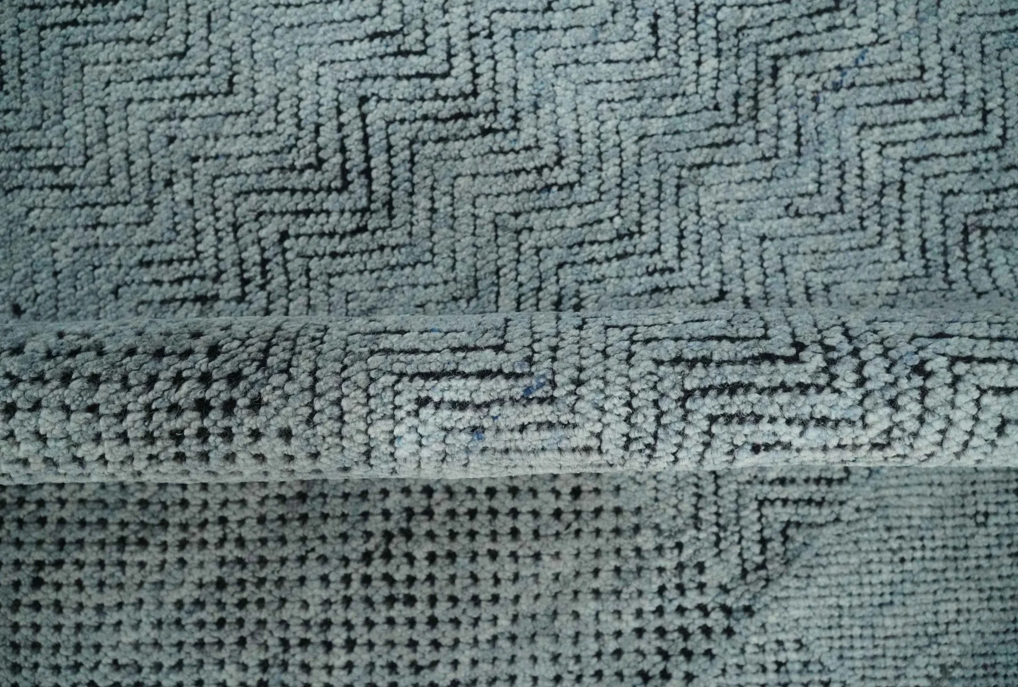 Premium Silver, gray and charcoal Contemporary Design 9x12 Hand knotted wool Area Rug - Image 6