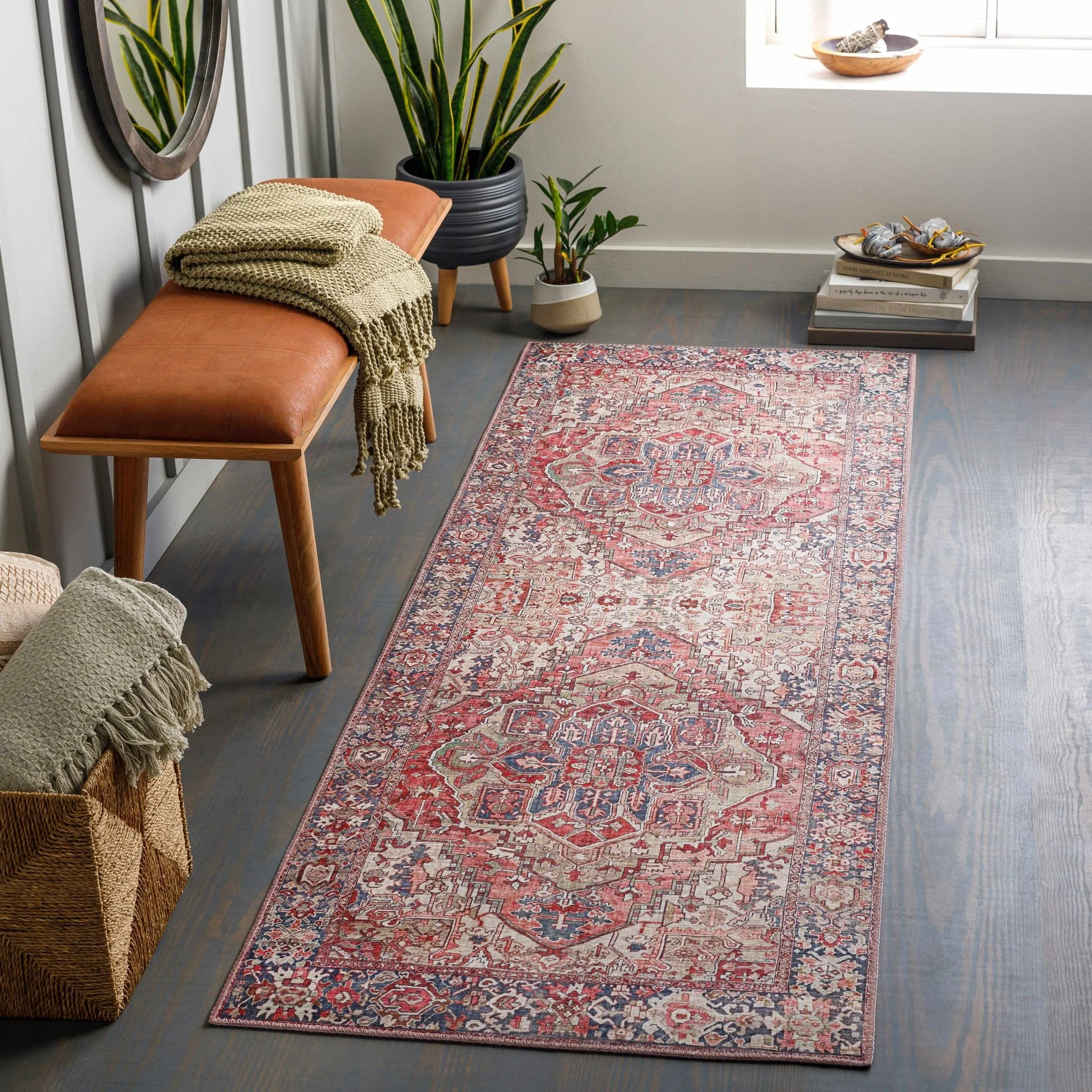 Dursunlu Red And Black Traditional Serapi Design Blush Area Rug - Image 4