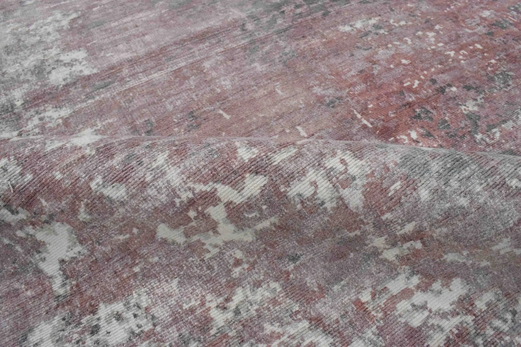 Ivory and Red Handmade Area Rug Made With Fine Viscose | Loop Pile - Image 8
