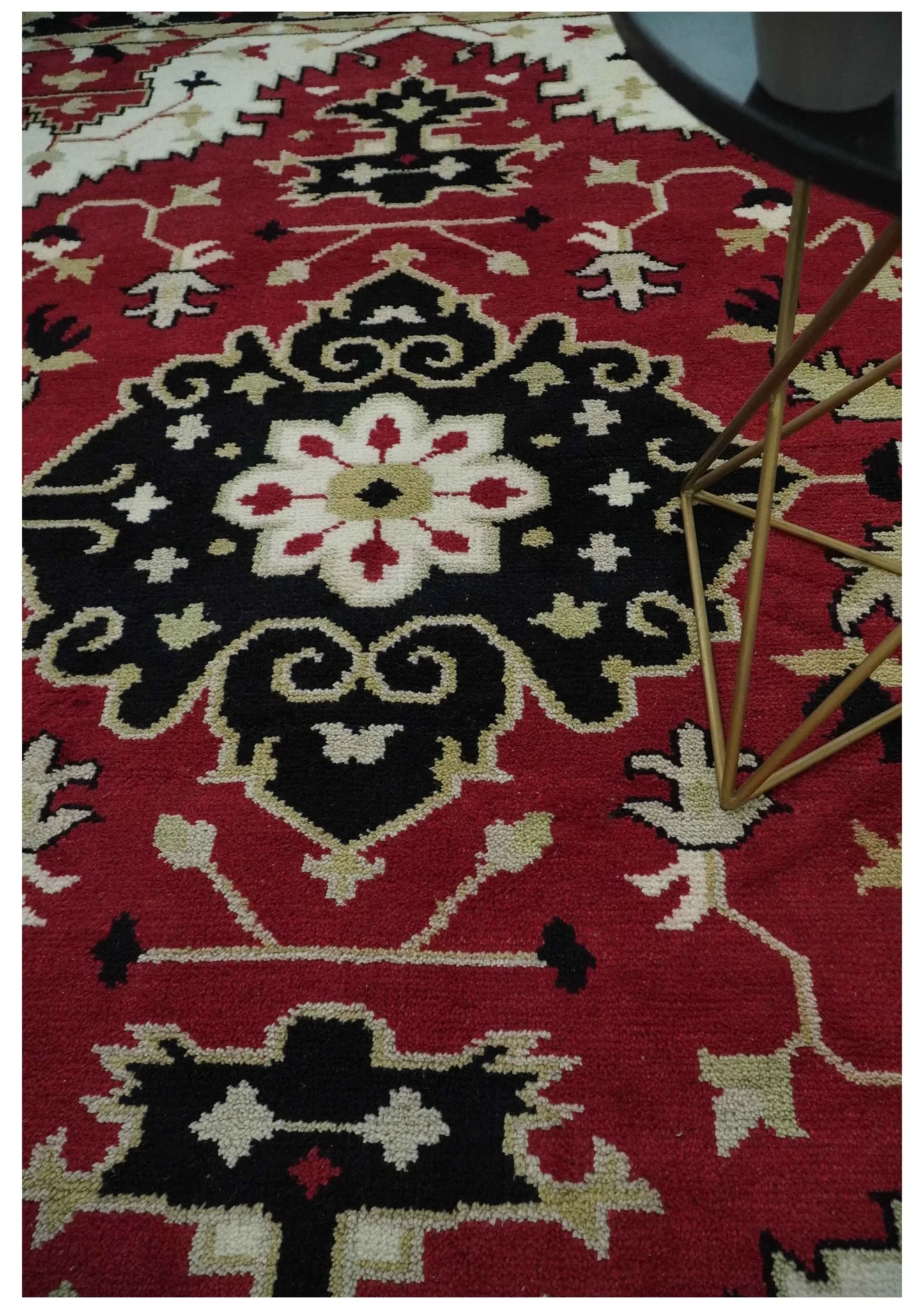 Red, Ivory, Black and Beige 8x10 Hand Knotted Traditional Heriz wool Rug - Image 3