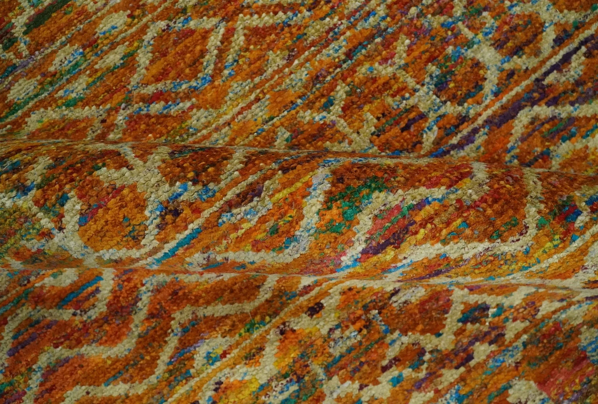 5.6x8.6 Hand Knotted Rust and Beige Modern Contemporary Southwestern Tribal Trellis Recycled wool Area Rug - Image 6