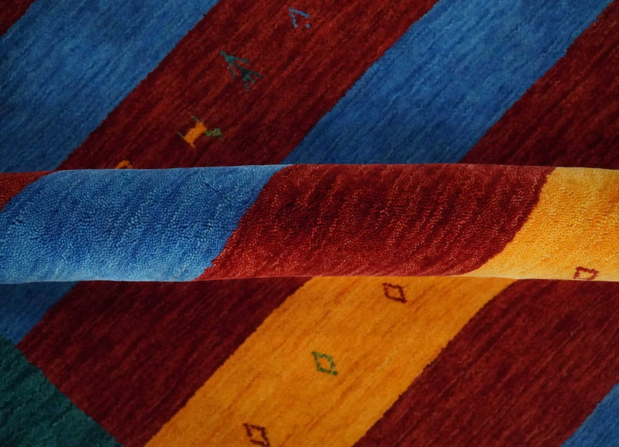 5x8 Vibrant Red, Blue, Yellow and Green Striped Wool Hand Woven Southwestern Lori Rug | KNT17 - Image 6
