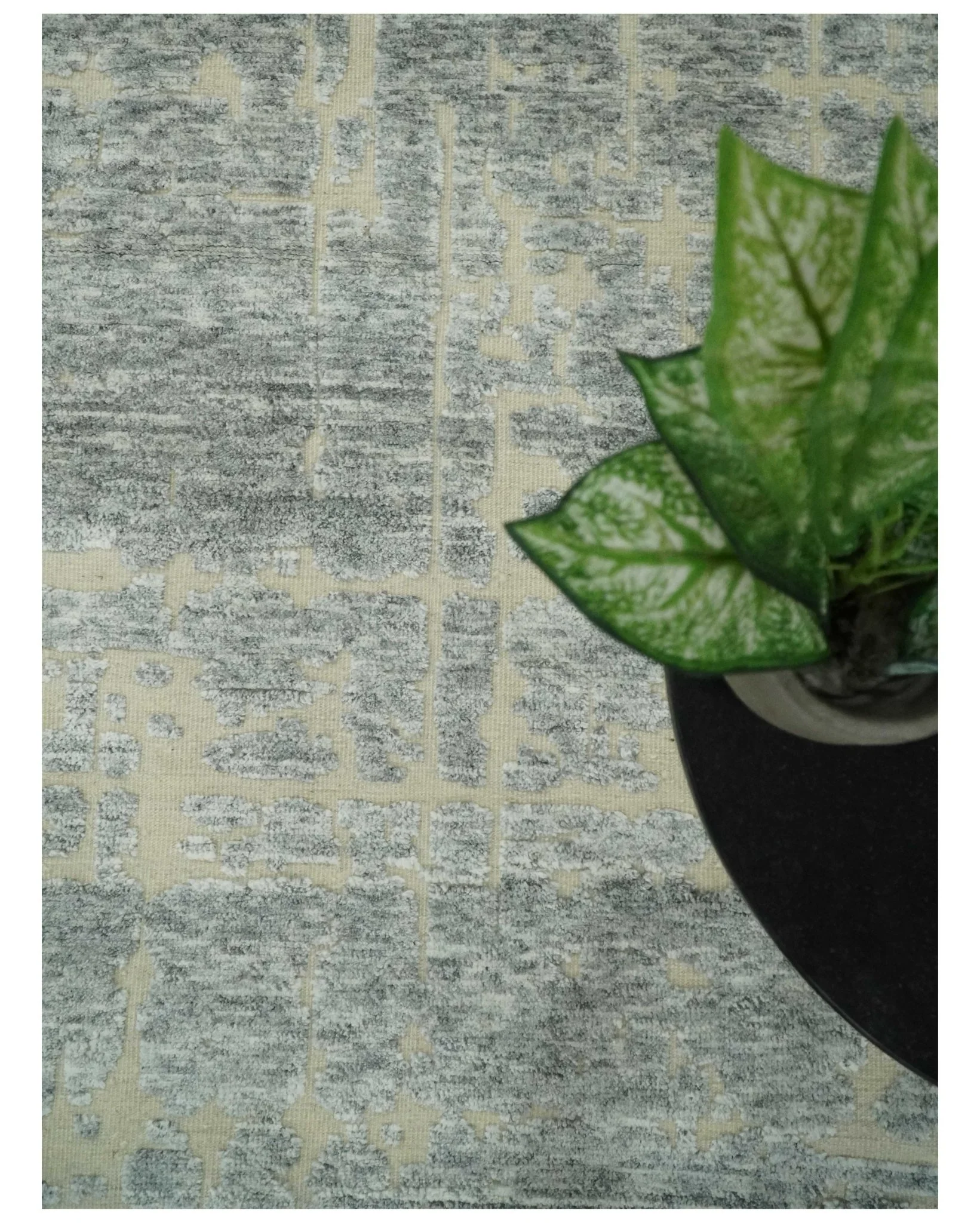 Shabby Chic 8x10 Hand Knotted Woolen Modern Contemporary Beige and Silver Tribal Area Rug | TRI53743 - Image 6