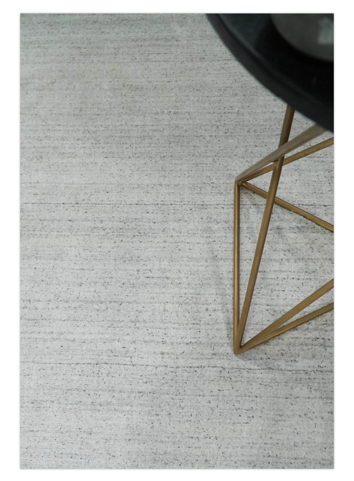Shaded Solid Silver and White Scandinavian 5x7 Blended Wool Flatwoven Area Rug | HL25 - Image 3