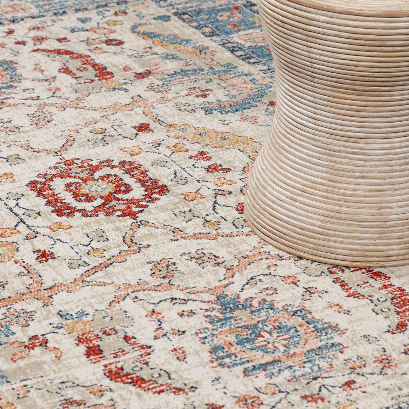 Shafter Traditional Cream And Navy Machine Woven Outdoor Area Rug - Image 18