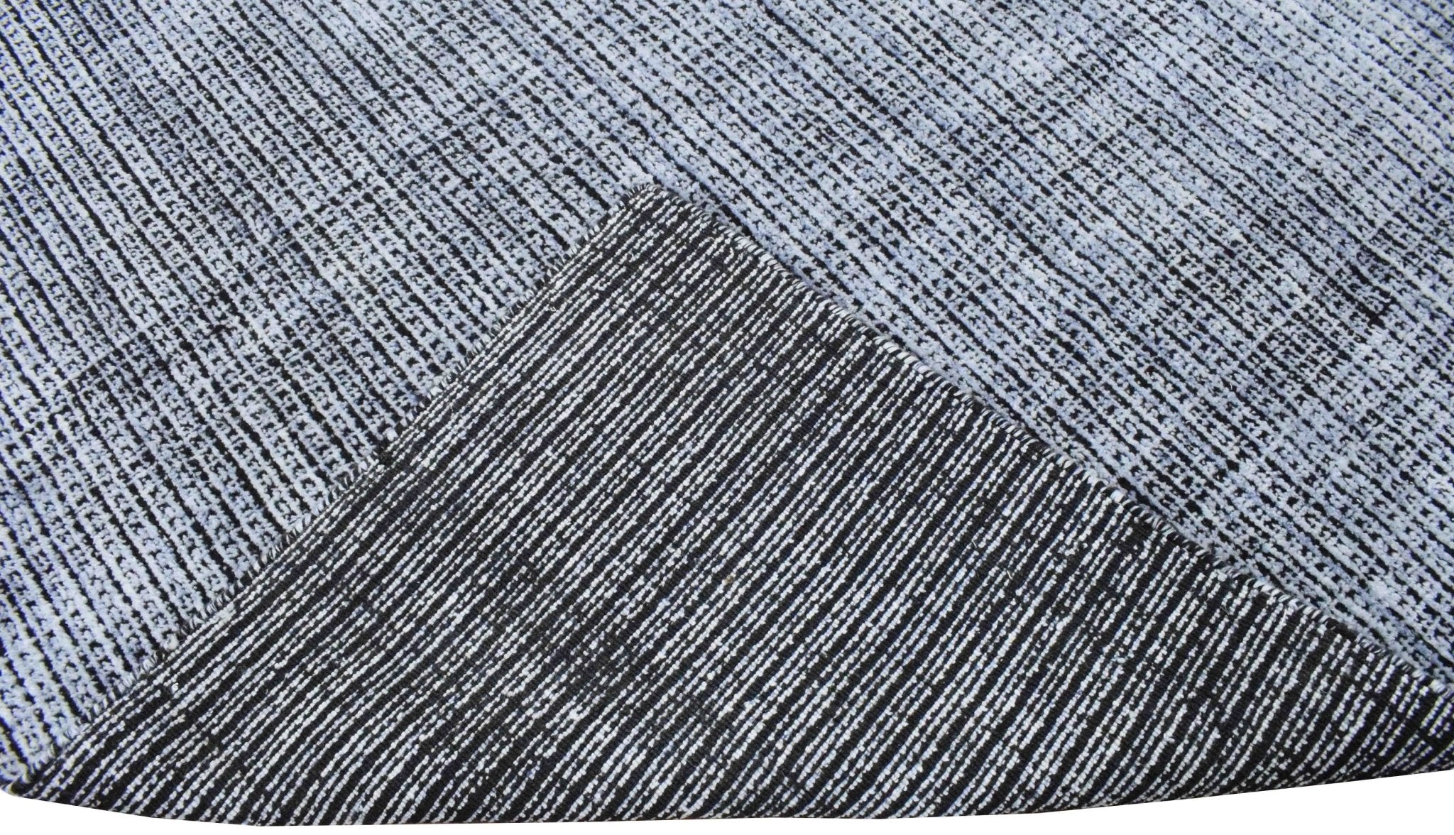 5x8 Silver and Black Handmade Area Rug Made With Fine Viscose - Image 6