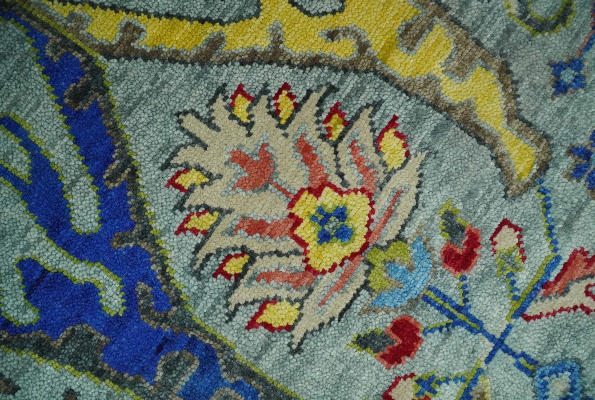 Traditional Silver and Blue Antique Style Colorful Hand knotted wool Area Rug - Image 4