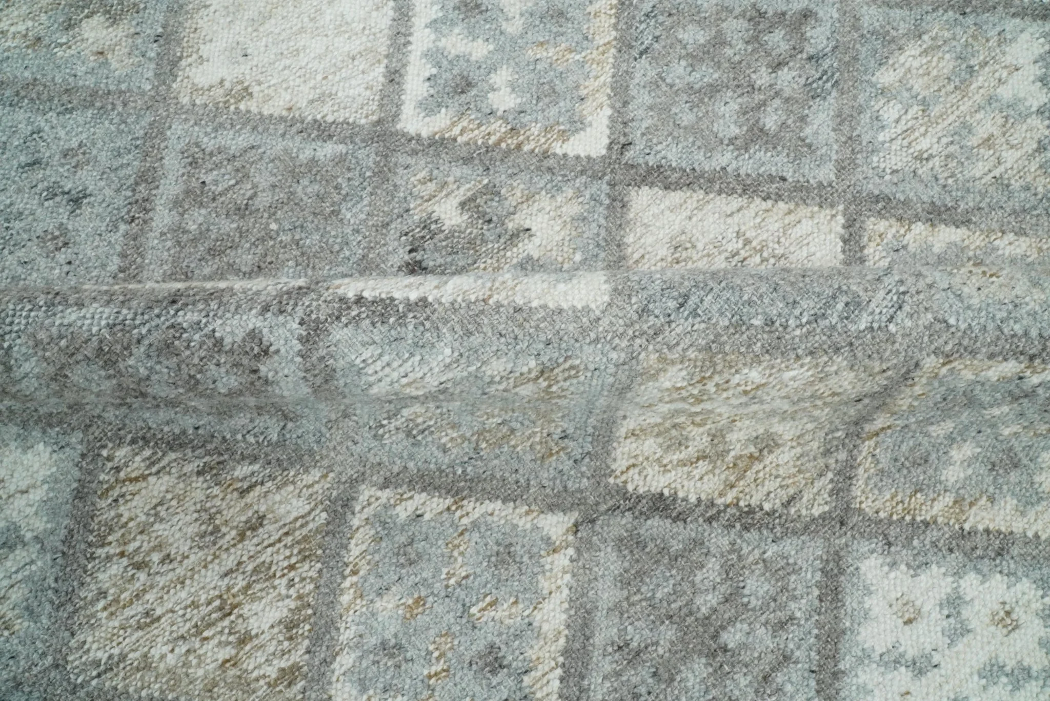 Silver and Brown Kilim Rug made with Fine wool and Viscose | SE3 - Image 7