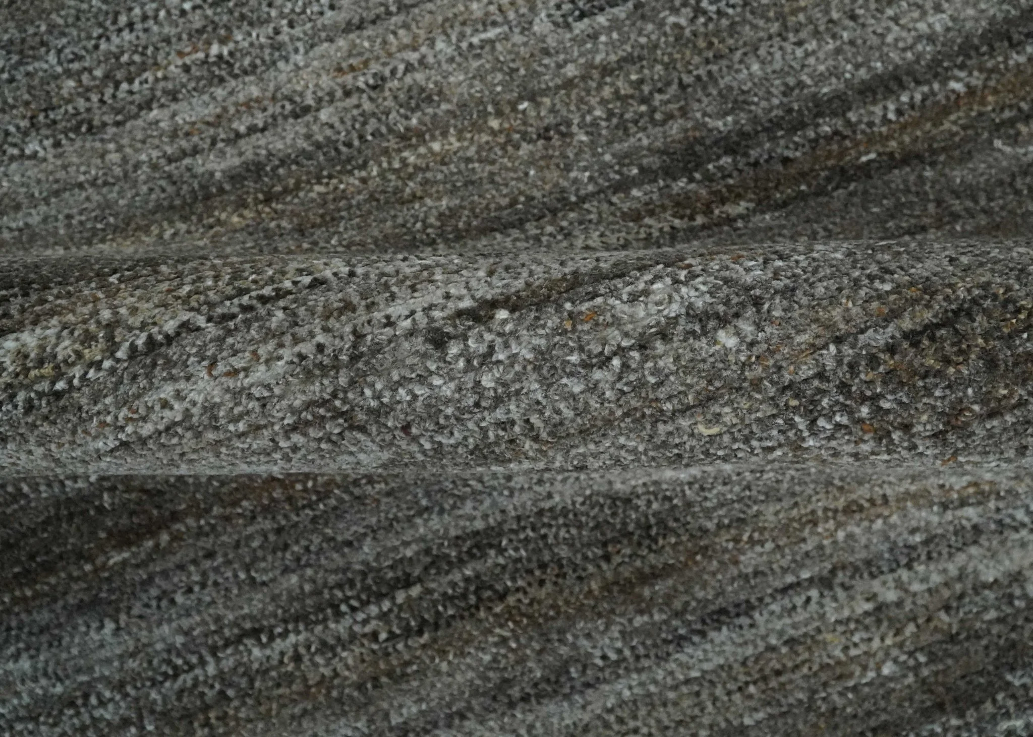Silver and Charcoal Modern Abstract 5x8 Dari Pet yarn Area Rug - Image 7