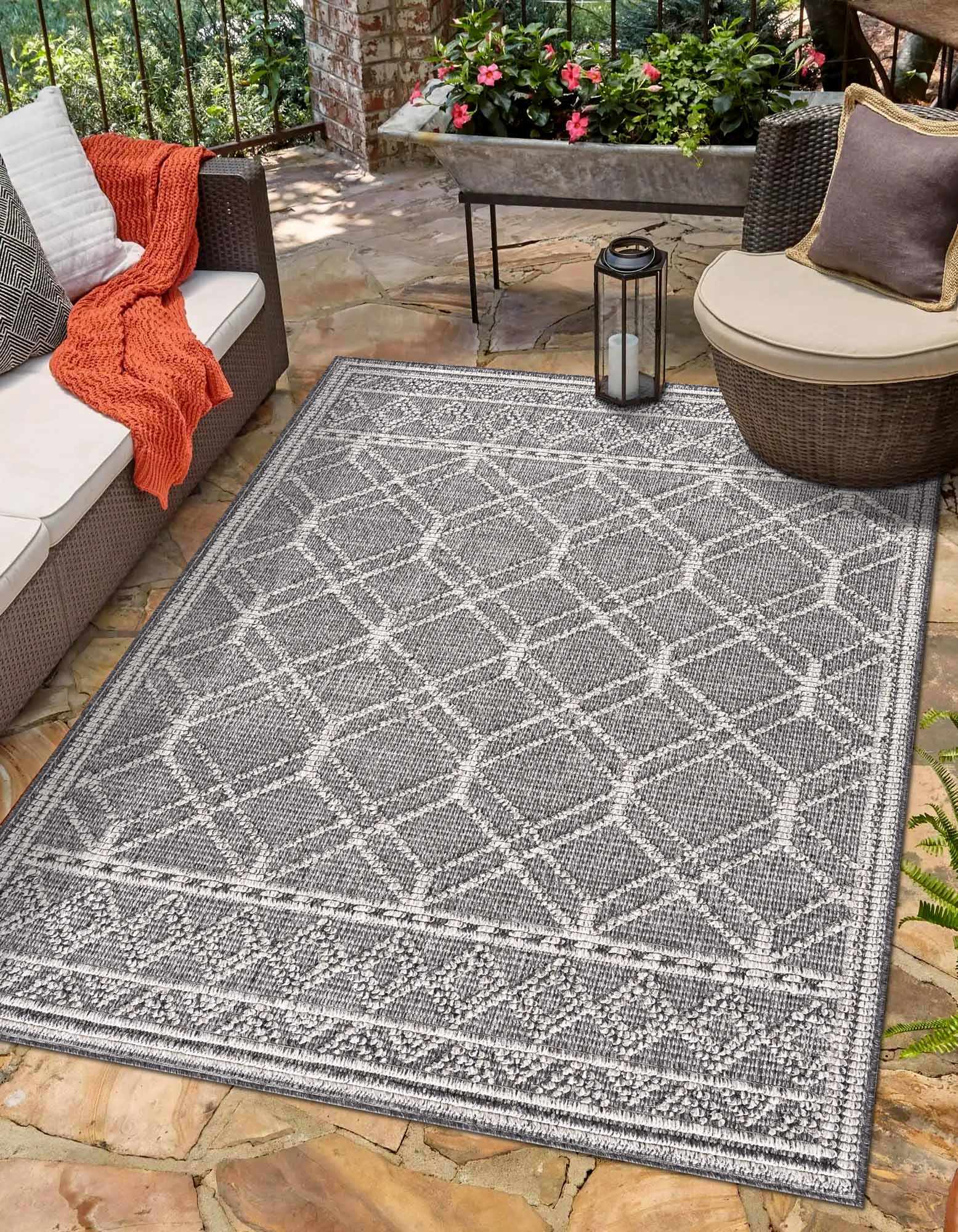 Silver and Charcoal Modern Geometrical Texture Outdoor Safe Area Rug - Image 3