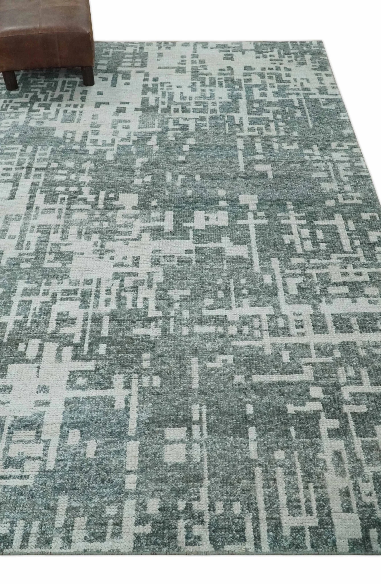 Hand Knotted Silver and Gray 5x8 Modern Abstract Contemporary Recycled Silk Area Rug - Image 3